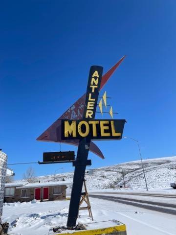 Antler Motel photo 9