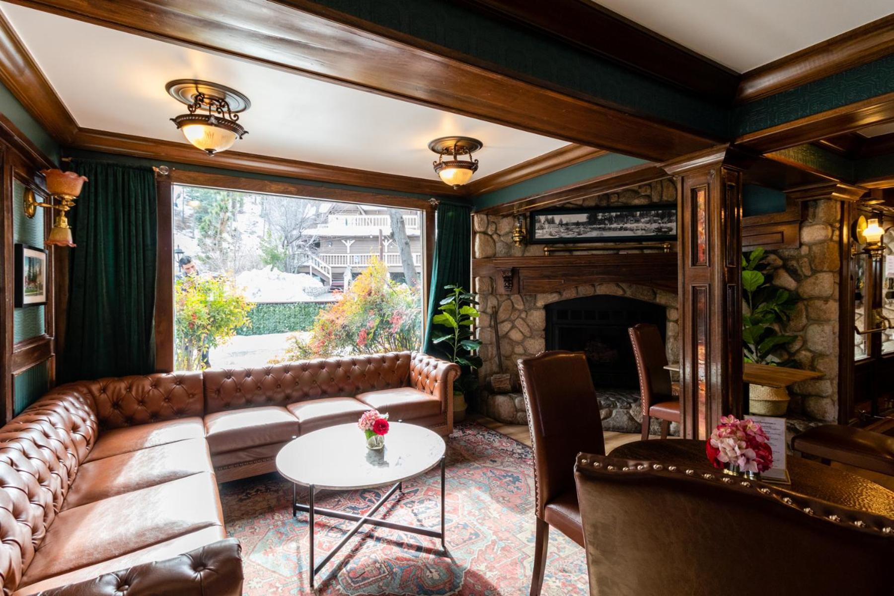 Saddleback Inn at Lake Arrowhead photo 16