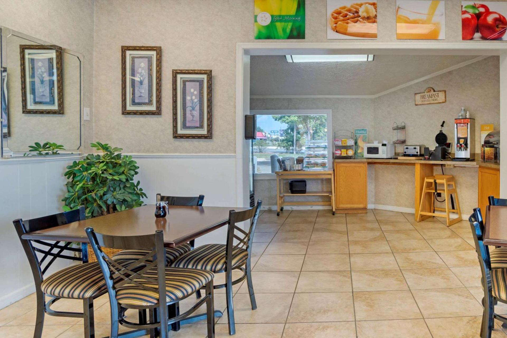 Quality Inn Fredericksburg near Historic Downtown photo 39