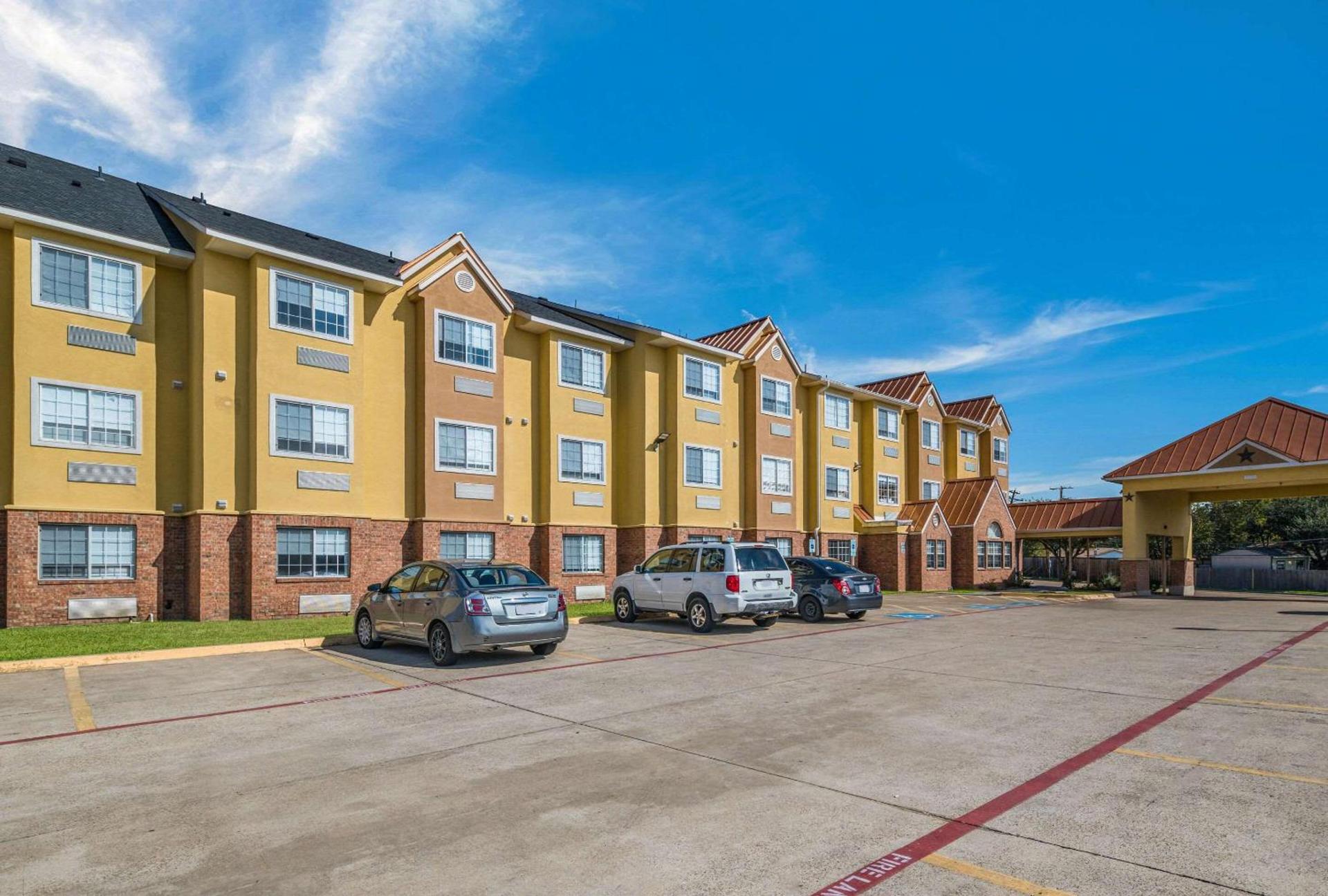 Quality Inn & Suites North Mesquite I-30 photo 26