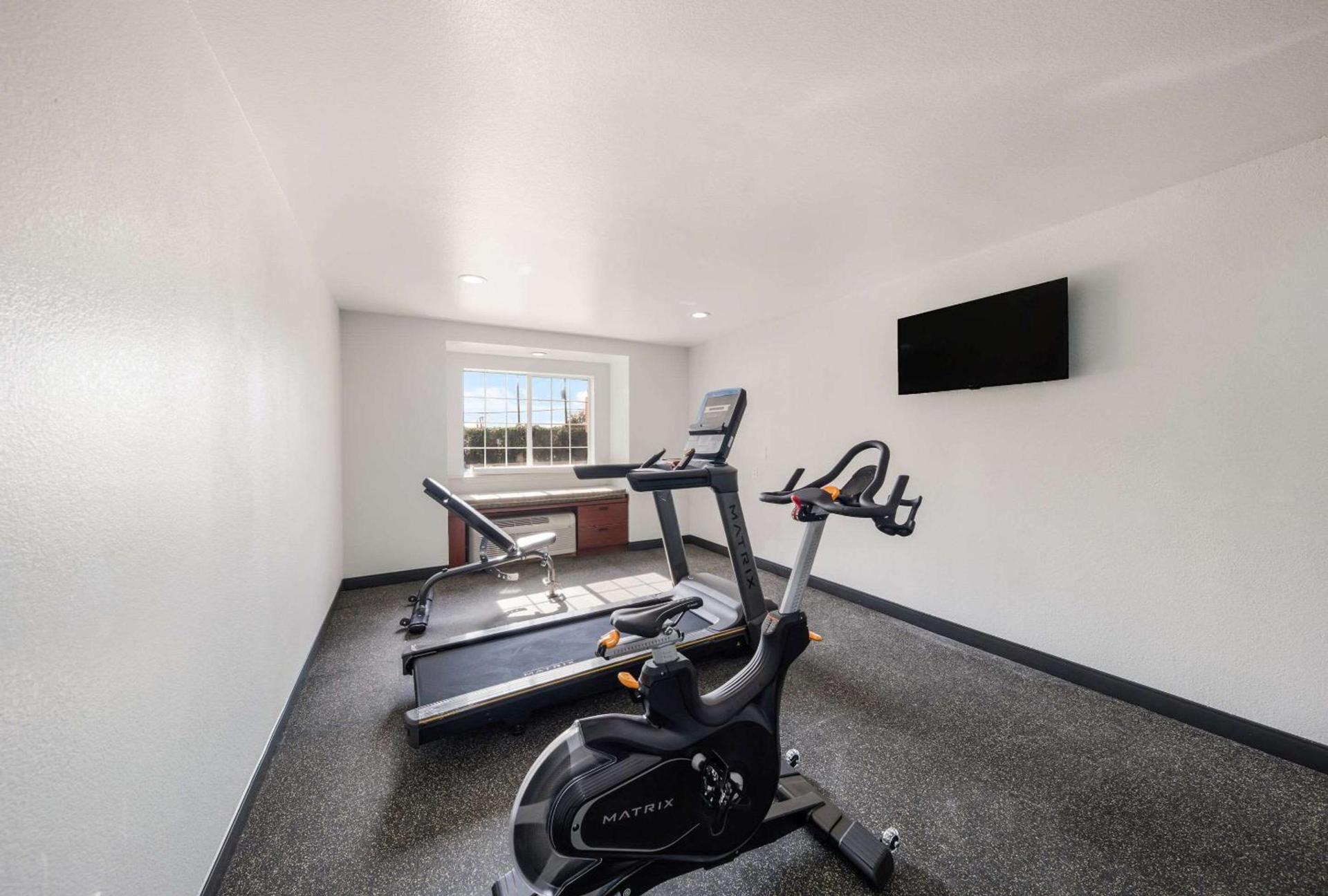Quality Inn & Suites North Mesquite I-30 photo 18