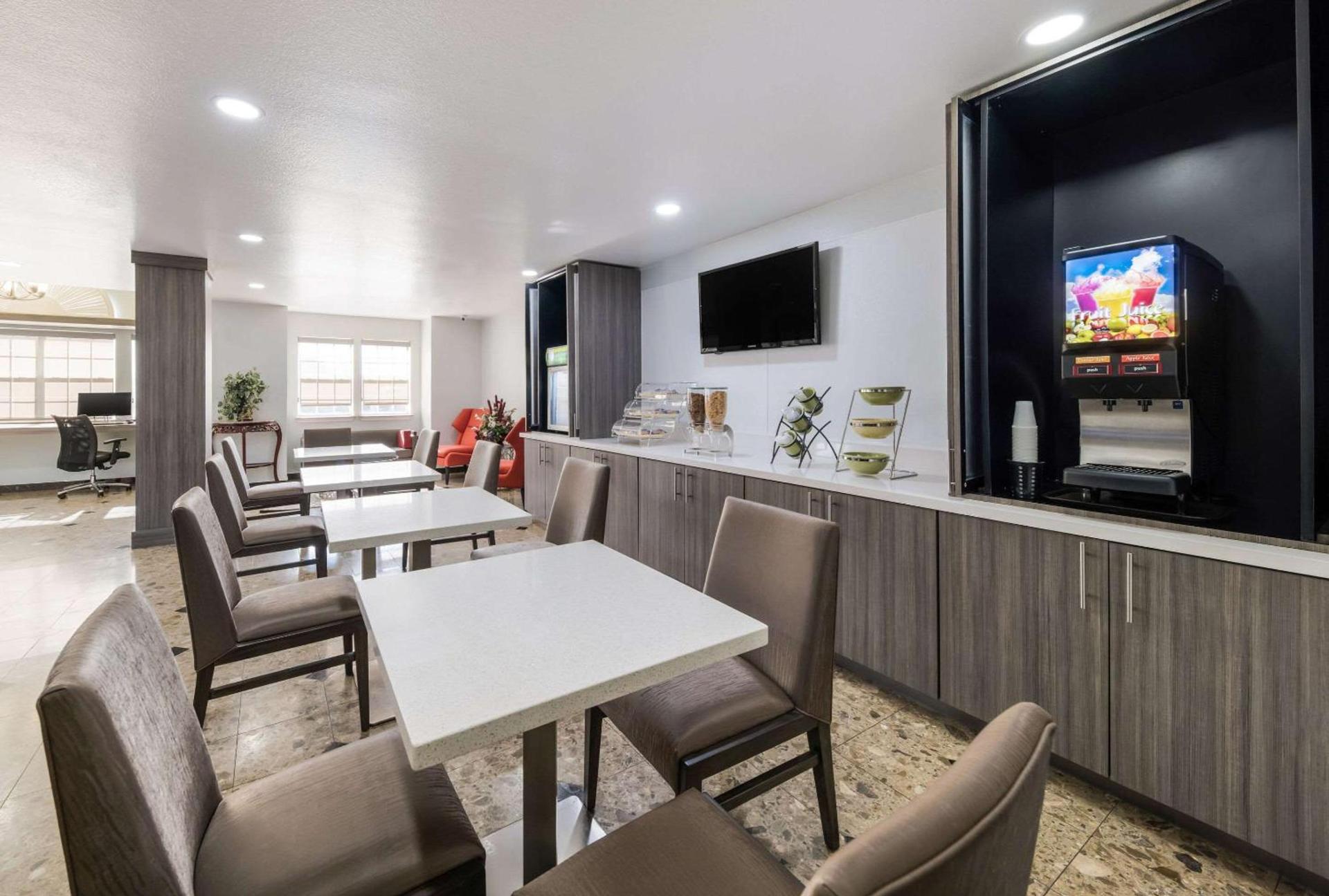 Quality Inn & Suites North Mesquite I-30 photo 23