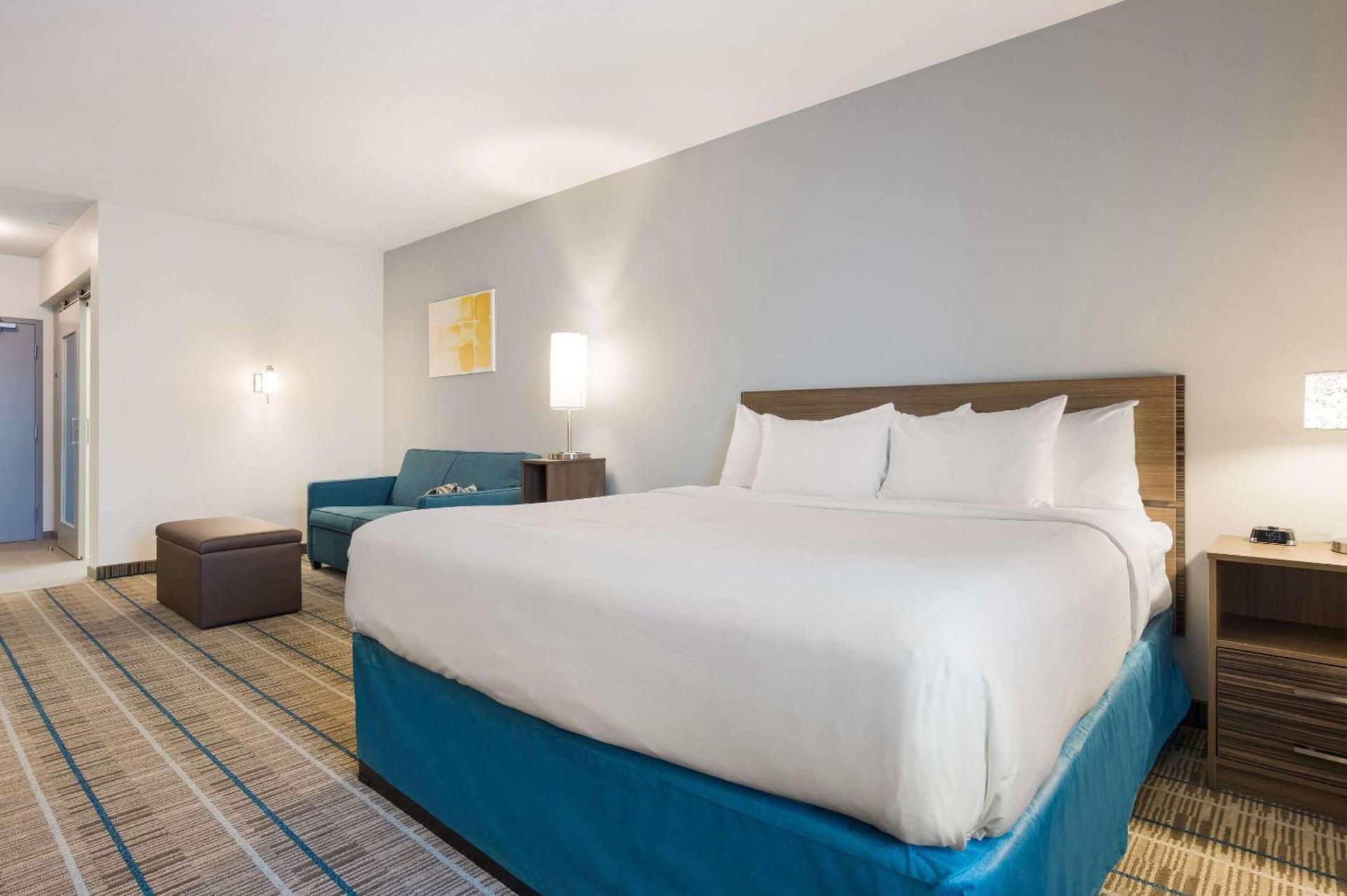MainStay Suites Gaylord photo 15