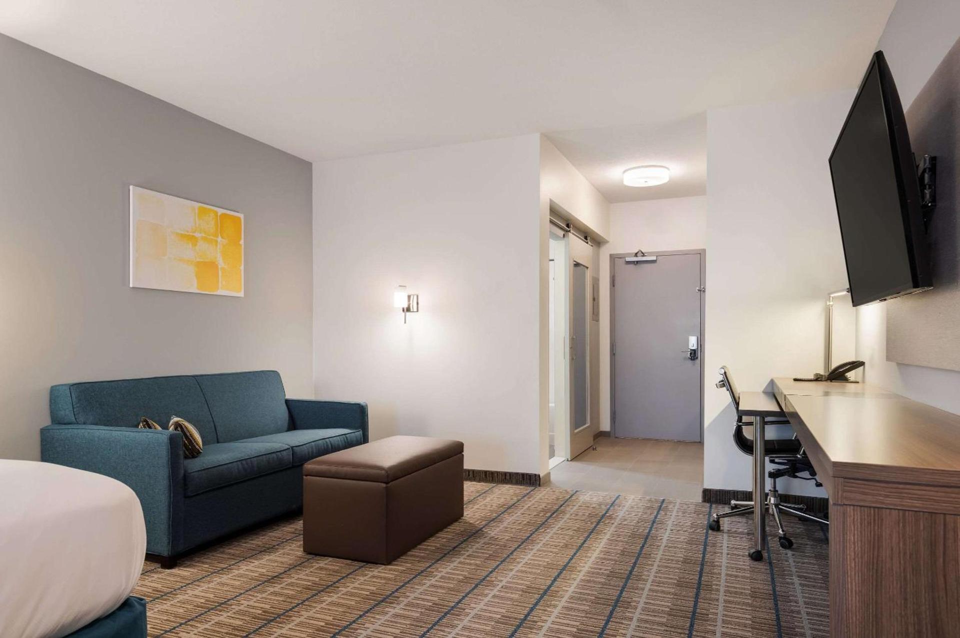 MainStay Suites Gaylord photo 18