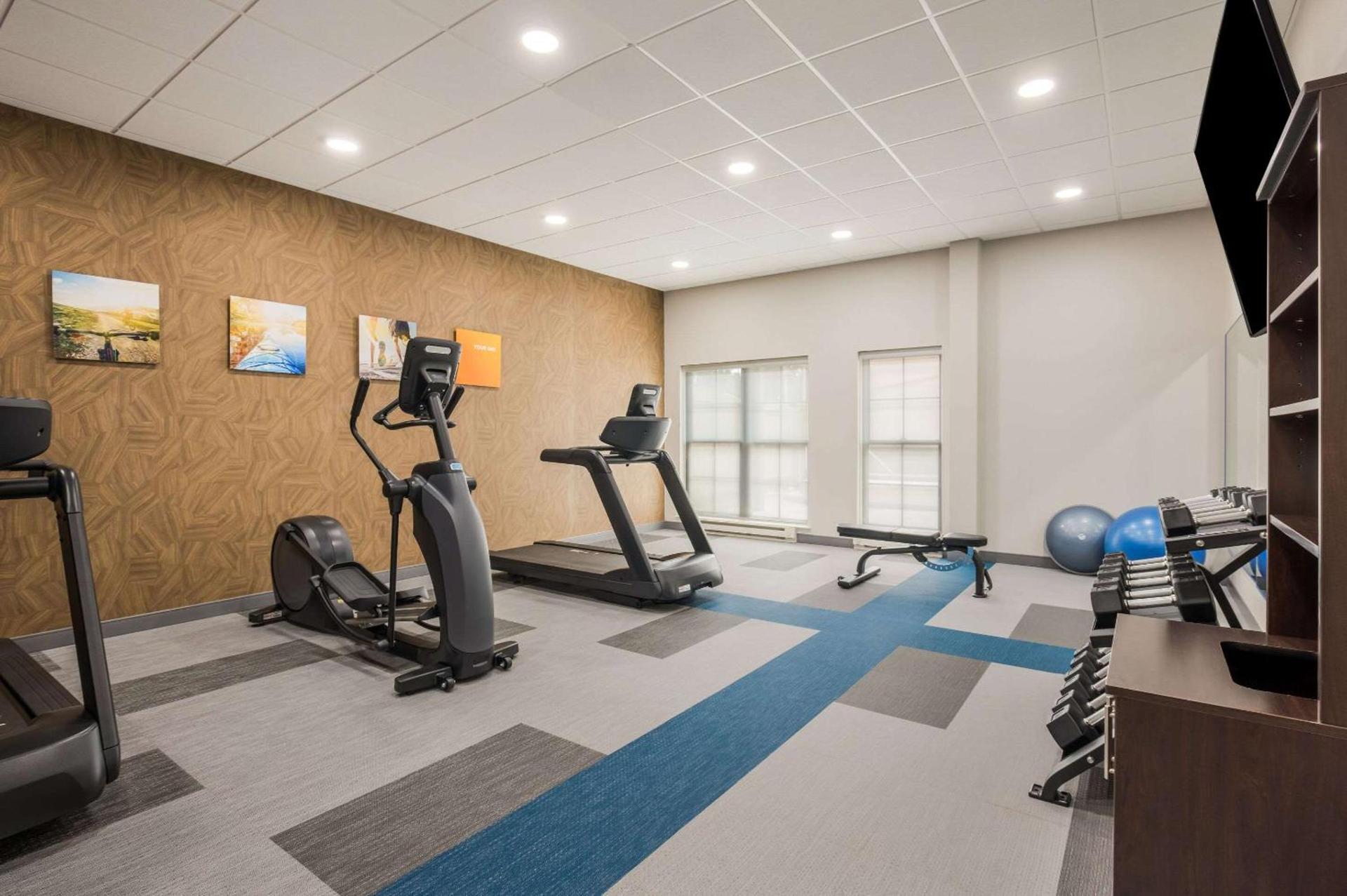 MainStay Suites Gaylord photo 27