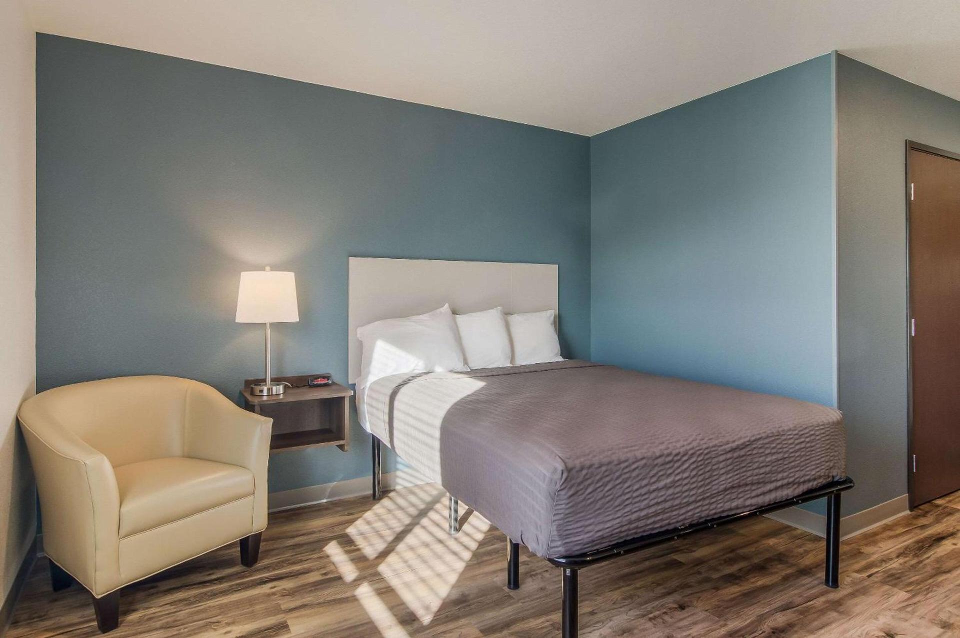 WoodSpring Suites Broomfield-Westminster photo 12