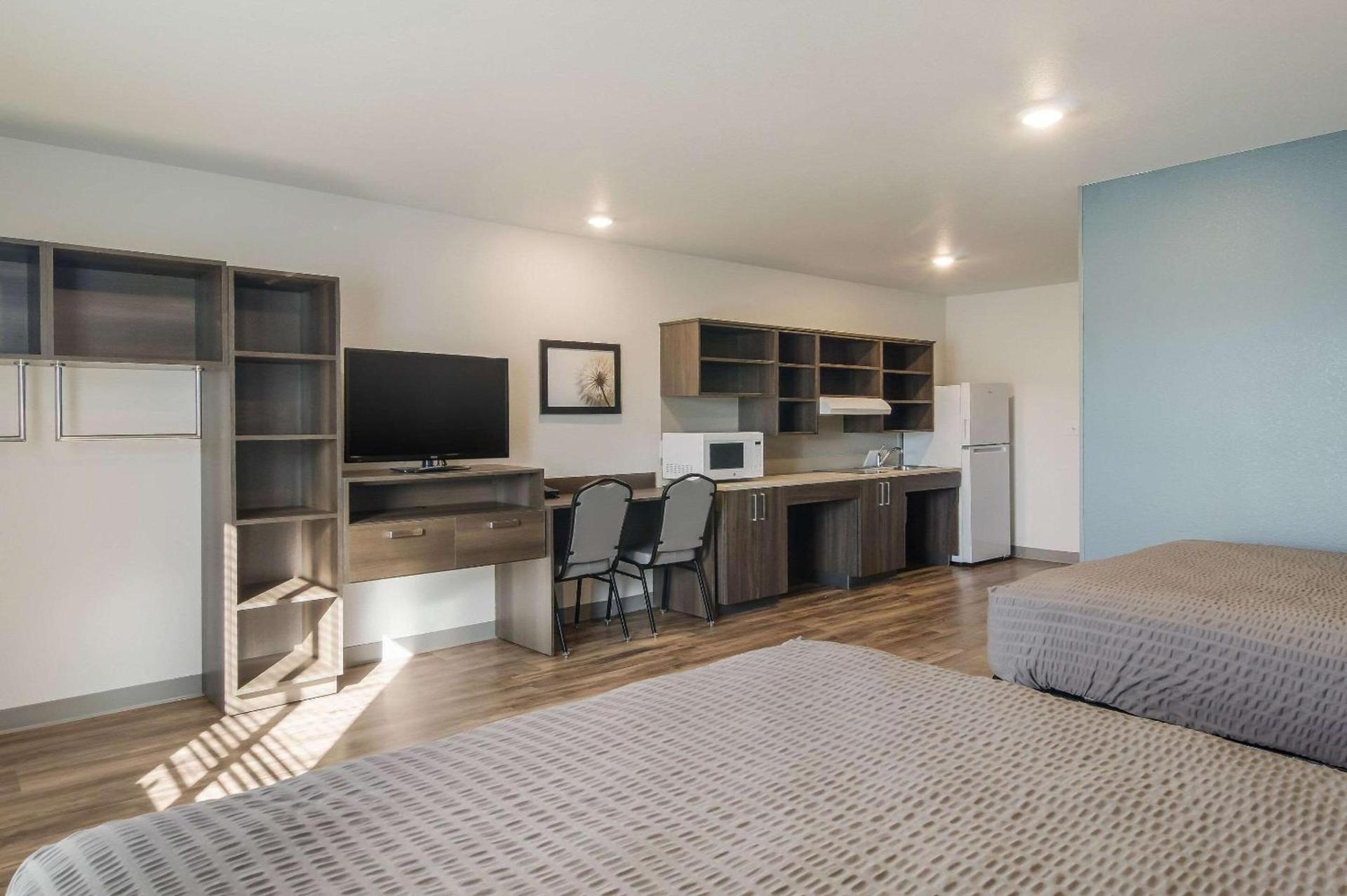 WoodSpring Suites Broomfield-Westminster photo 22