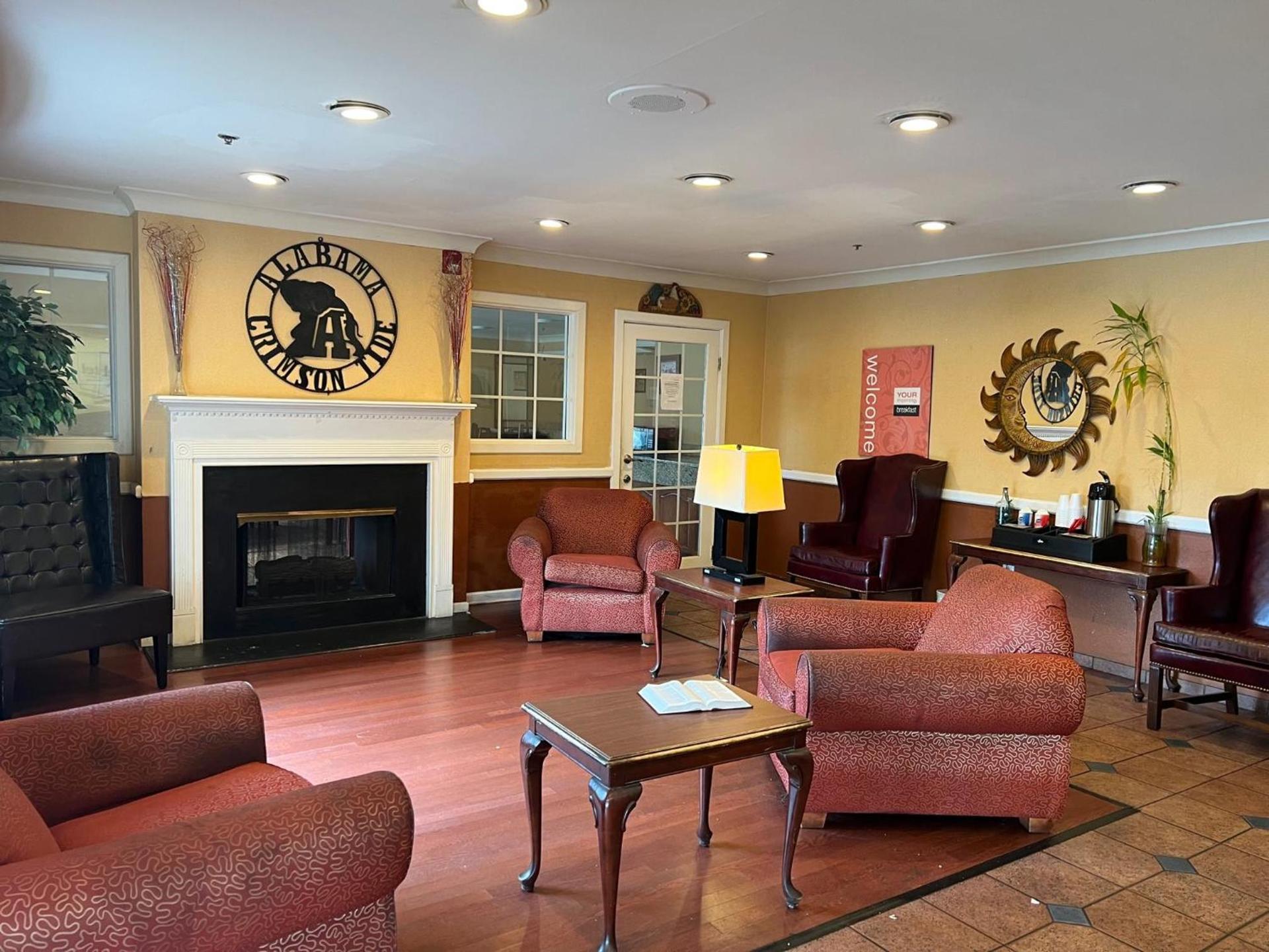 Budgetel Inns & Suites photo 3