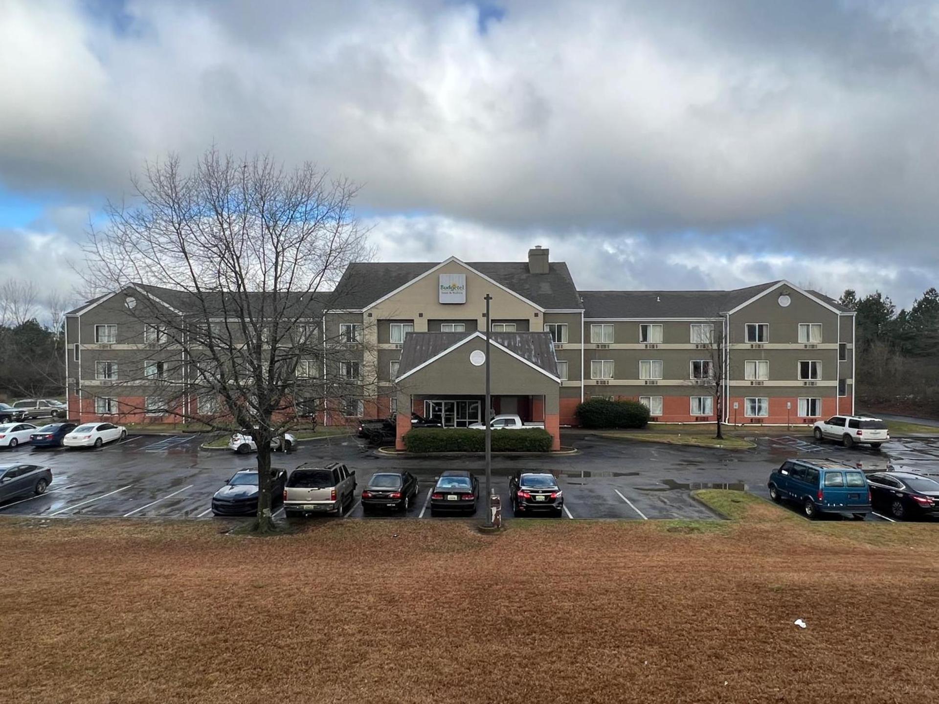 Budgetel Inns & Suites photo 1