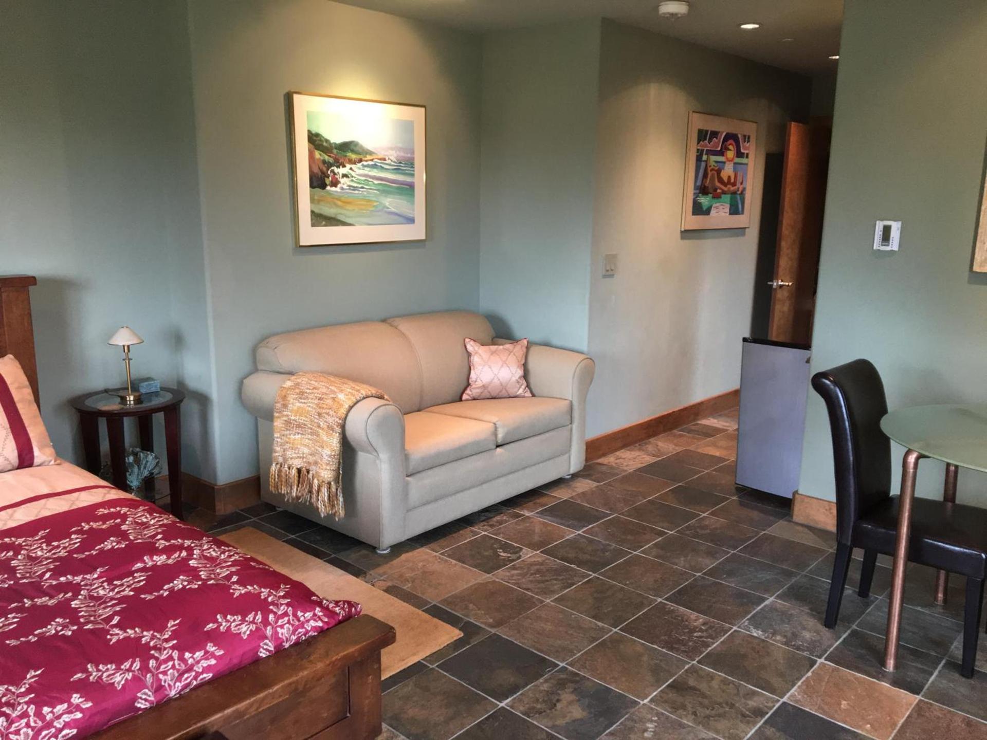 Pearlessence Vineyard Inn photo 20