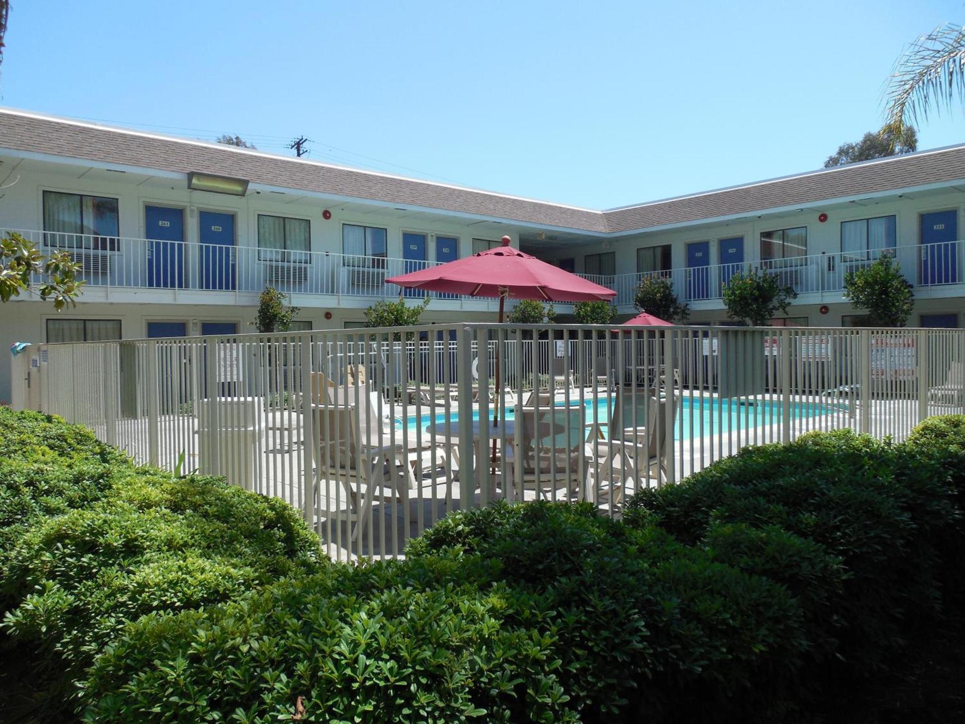 Motel 6-Temecula, CA - Historic Old Town photo 24