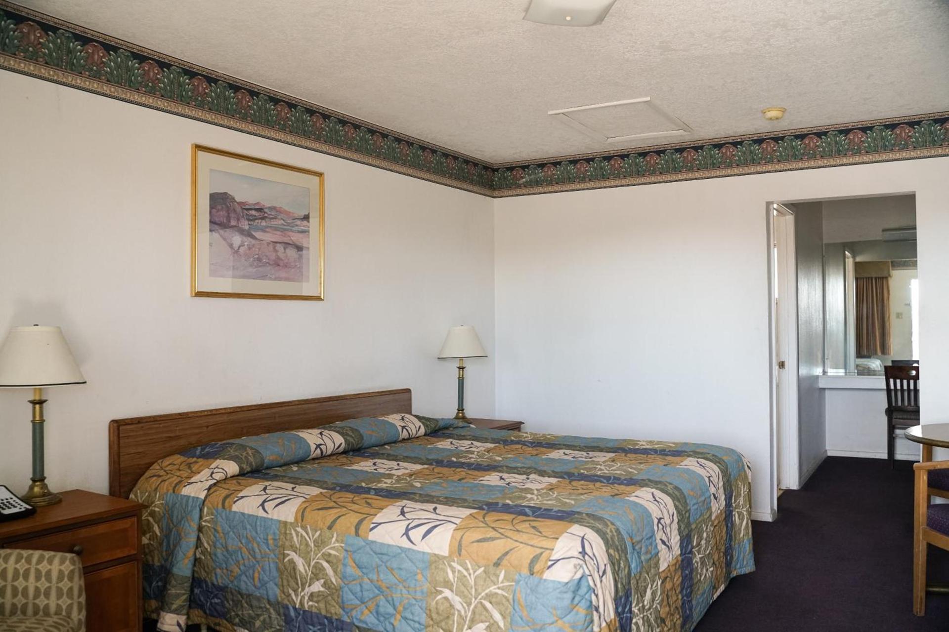 Downtown Inn photo 51