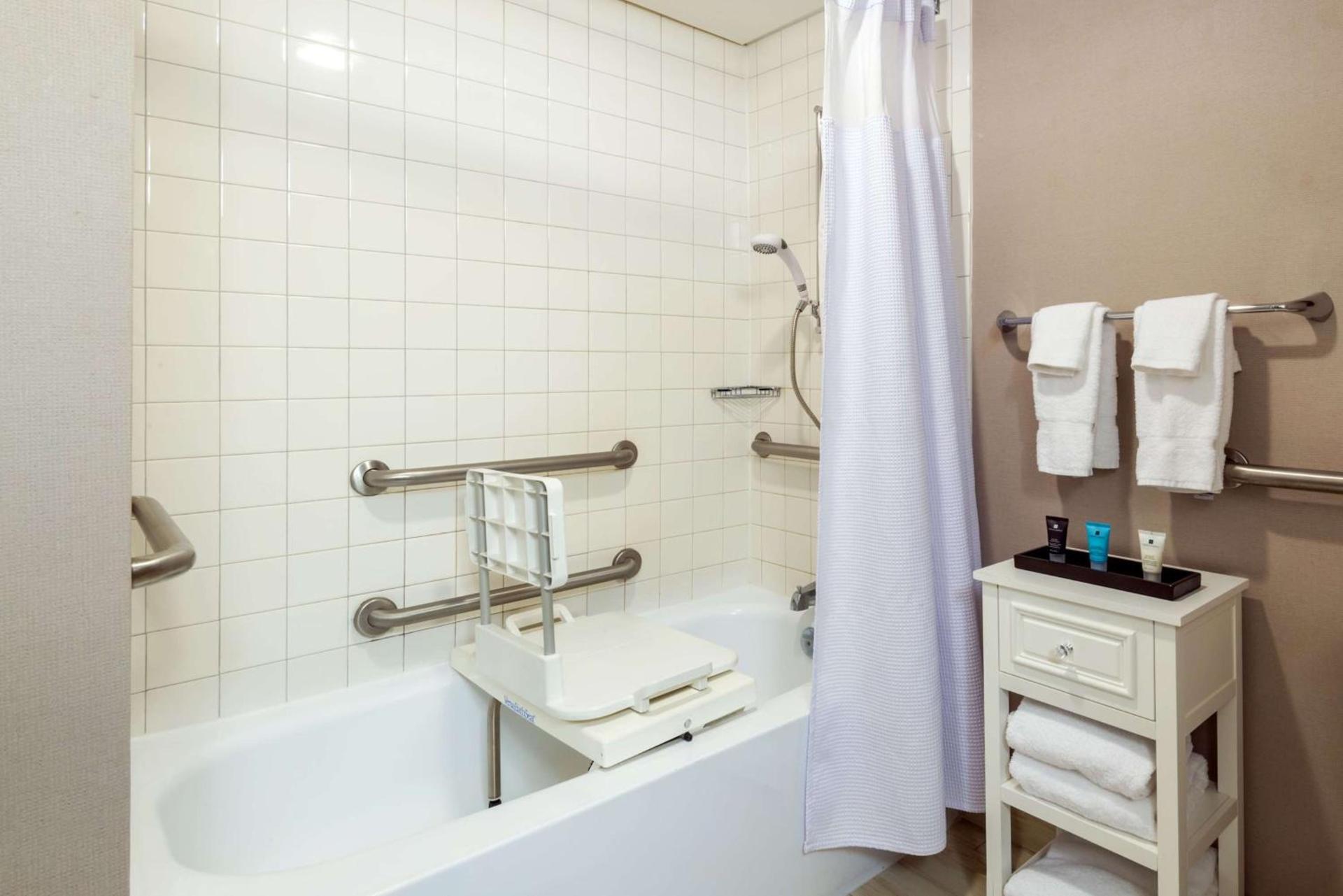 Sonesta Atlanta Airport North photo 16