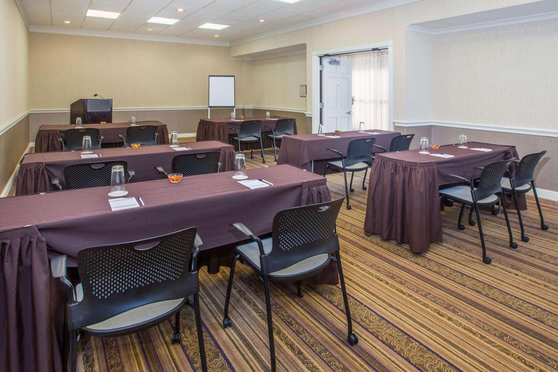 Sonesta Atlanta Airport North photo 40