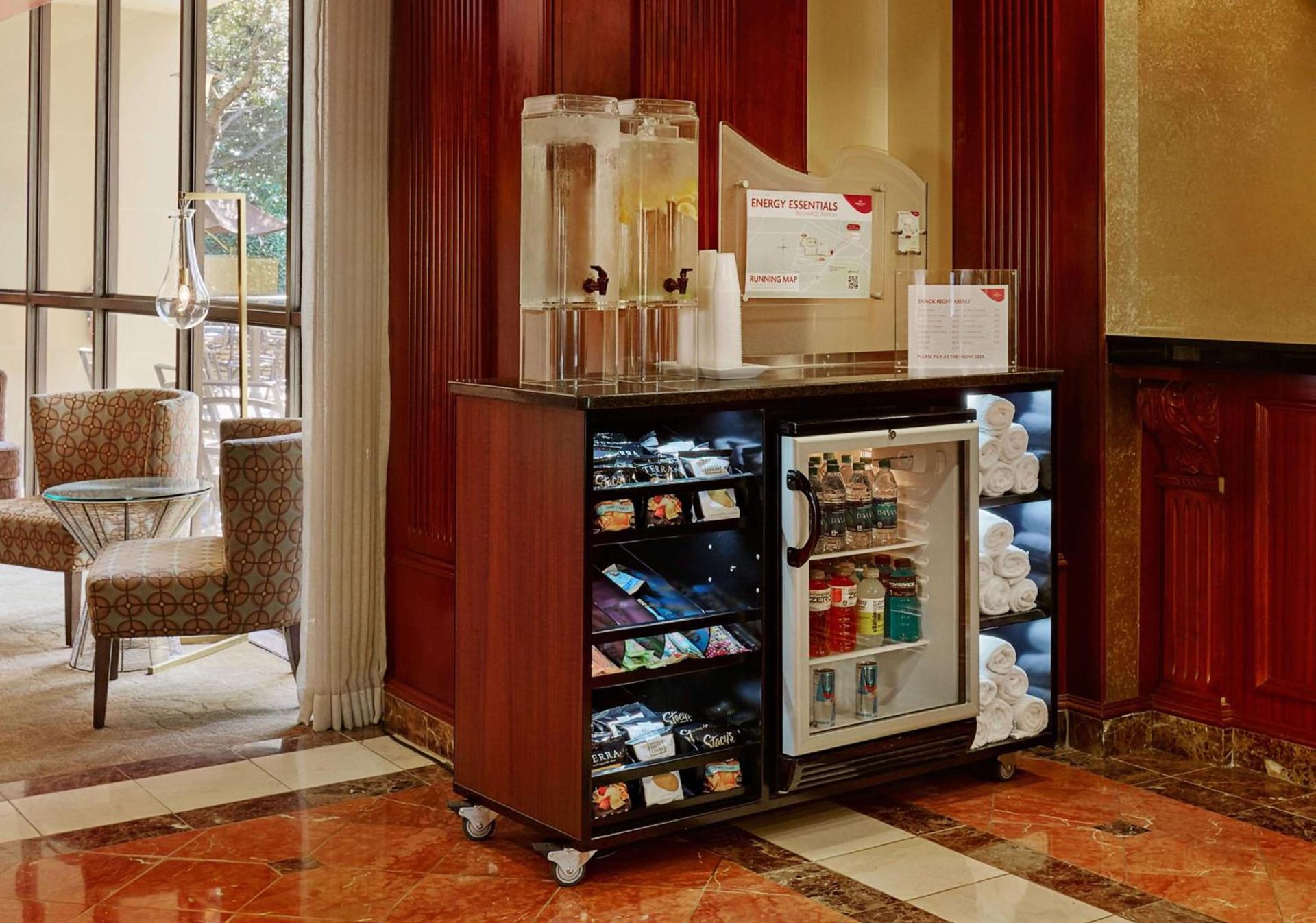 Sonesta Atlanta Airport North photo 44