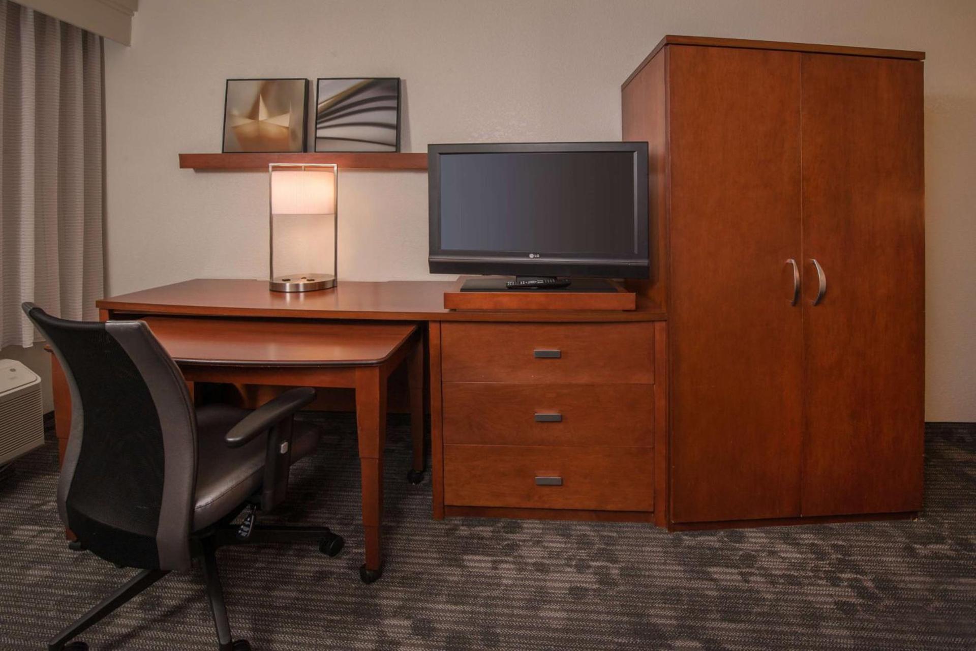 Sonesta Select Arlington Rosslyn photo 5