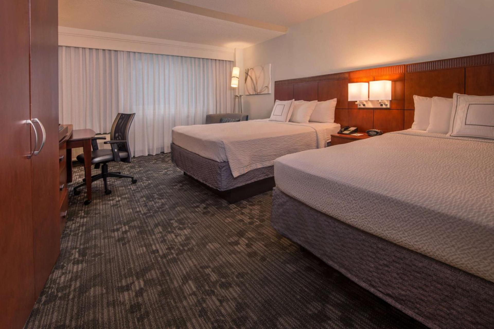 Sonesta Select Arlington Rosslyn photo 6