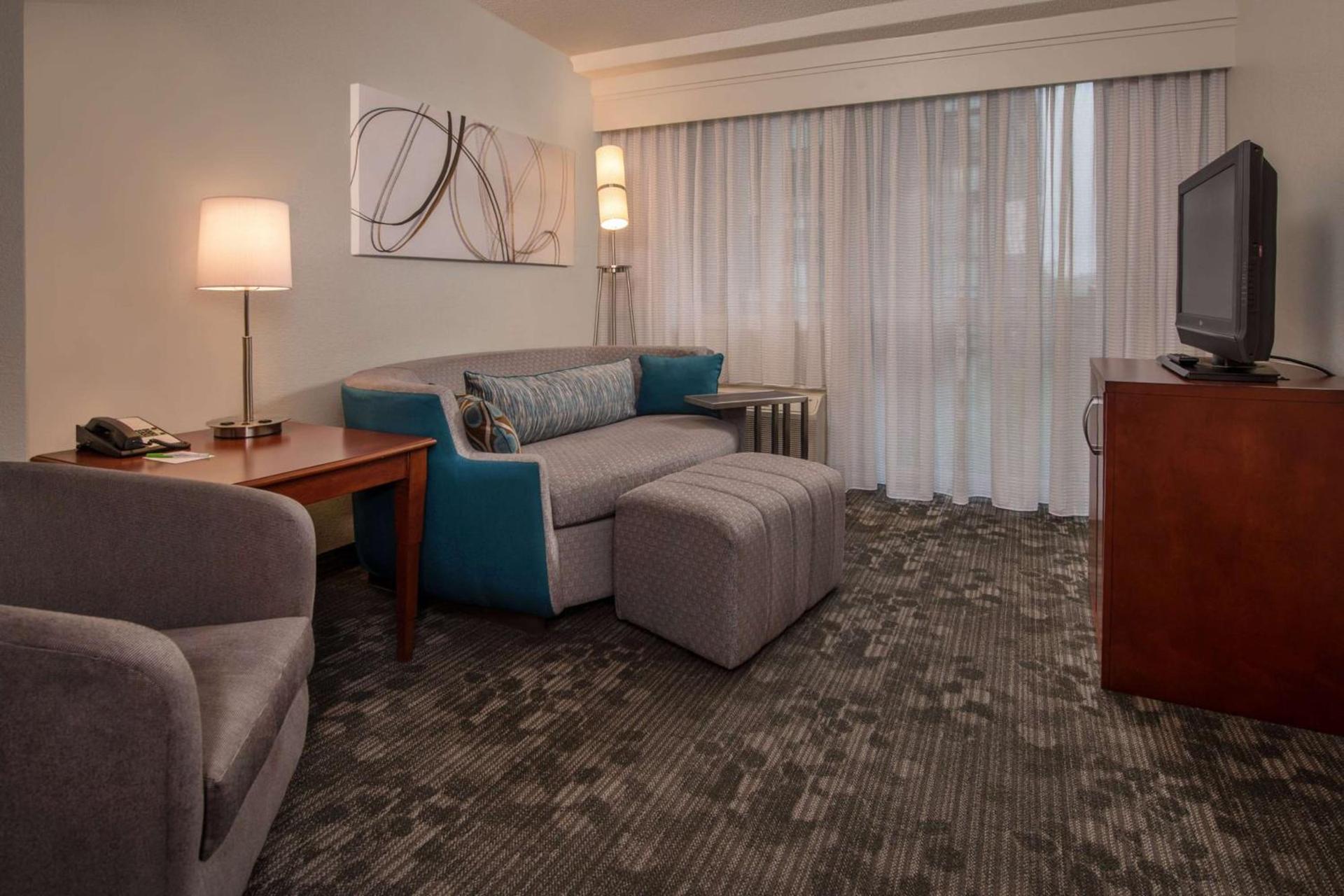 Sonesta Select Arlington Rosslyn photo 8