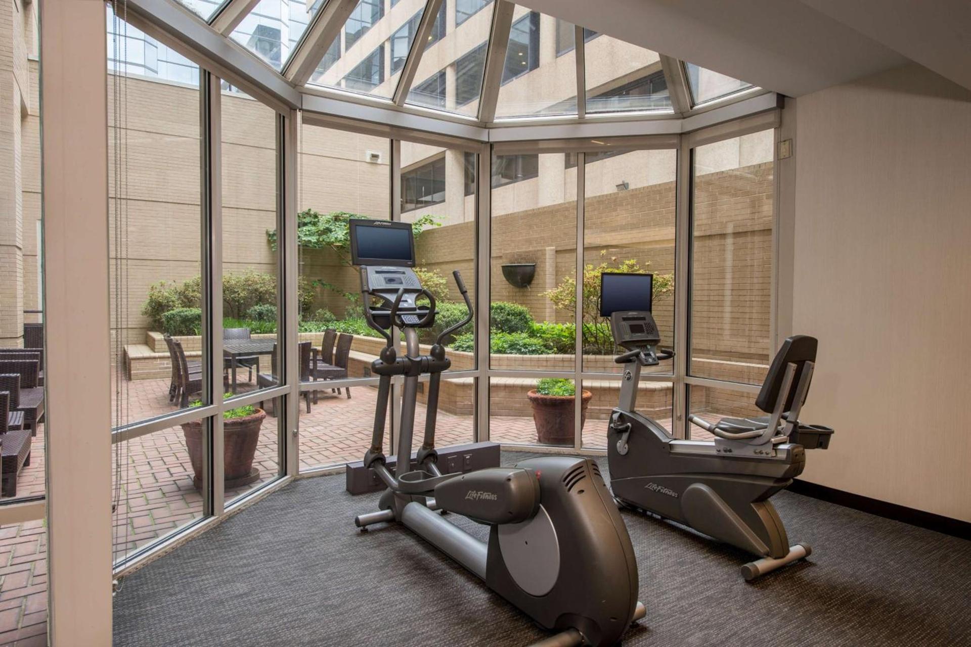 Sonesta Select Arlington Rosslyn photo 22