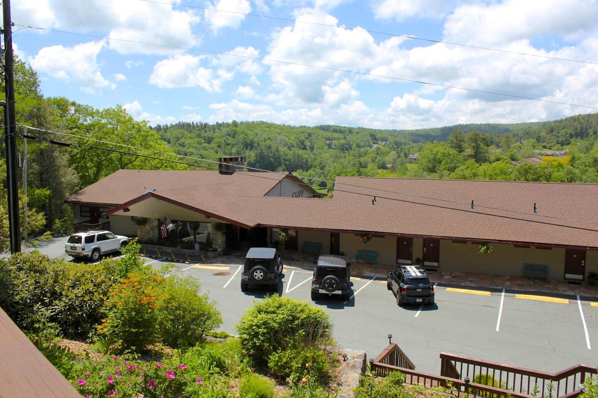 Cliff Dwellers Inn photo 75