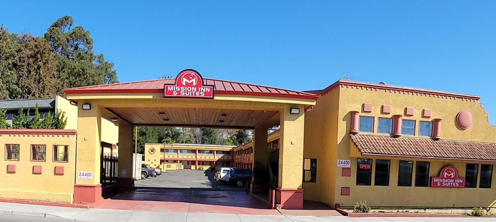 Mission Inn and Suites — hotel in Hayward