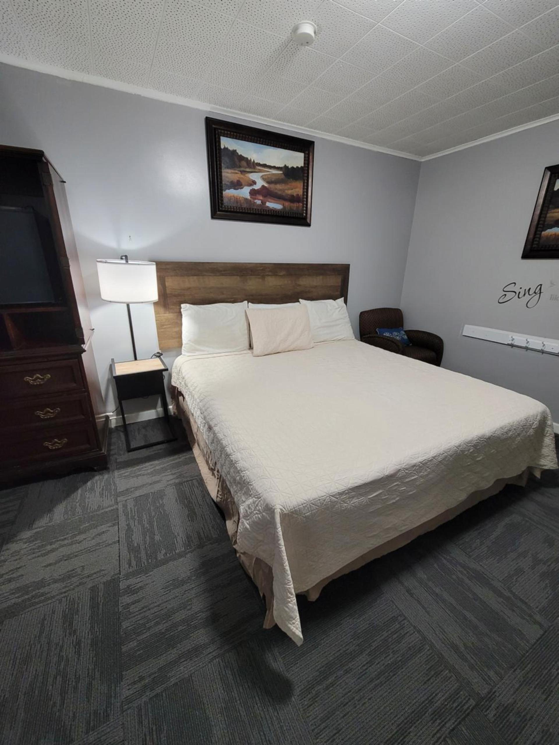 Fiesta City Motel photo 45
