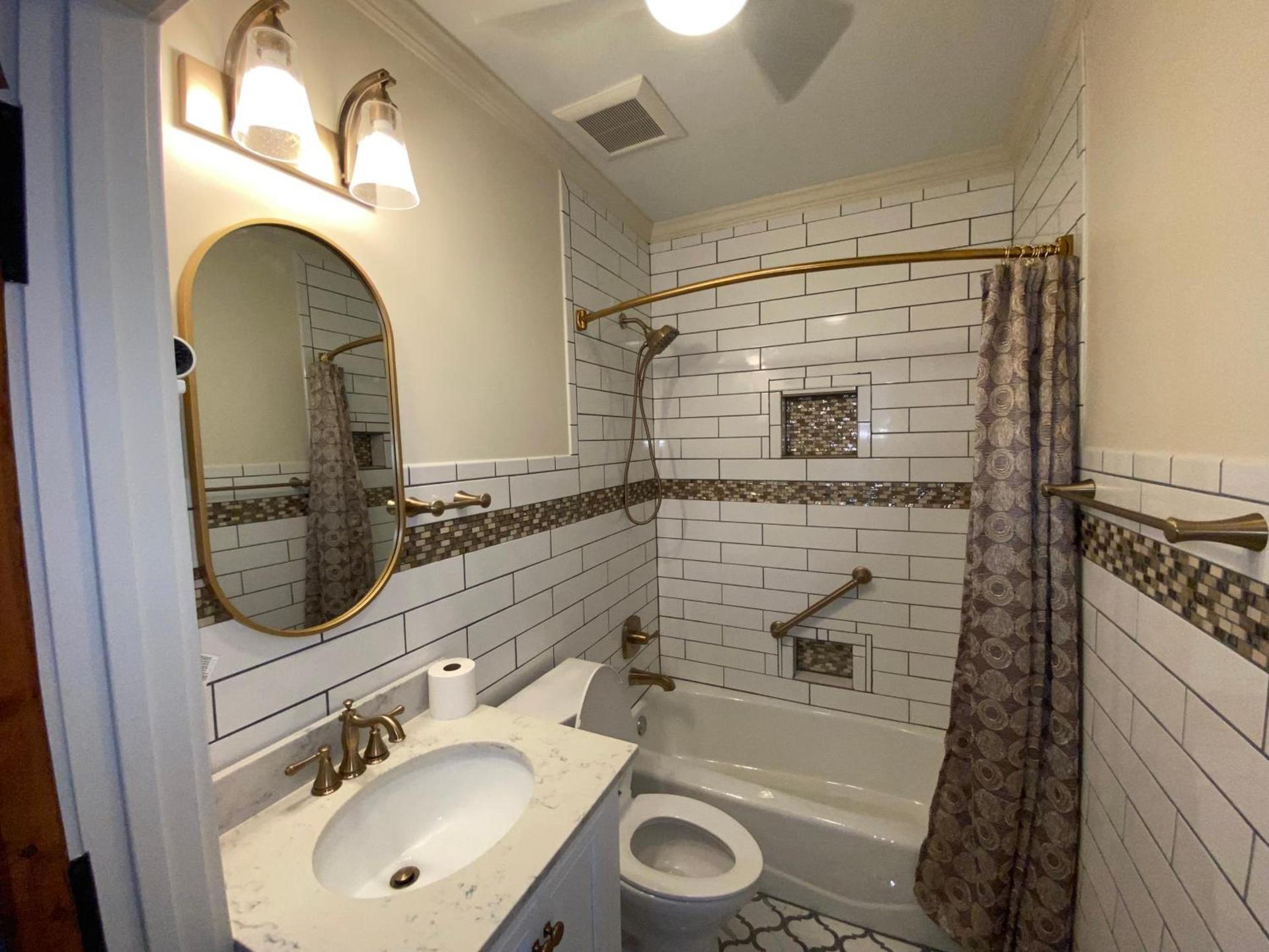 McKean Manor photo 20