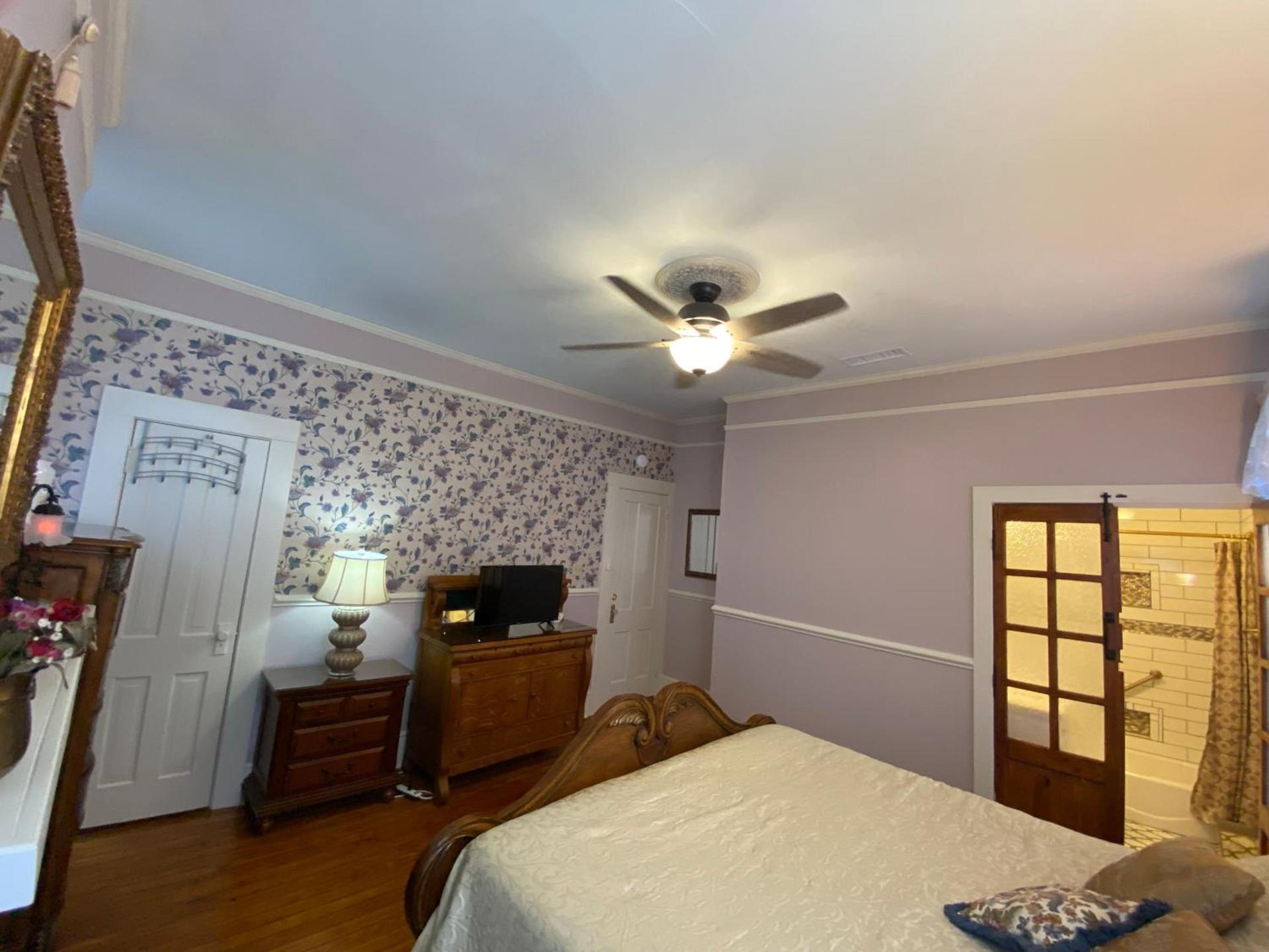 McKean Manor photo 24