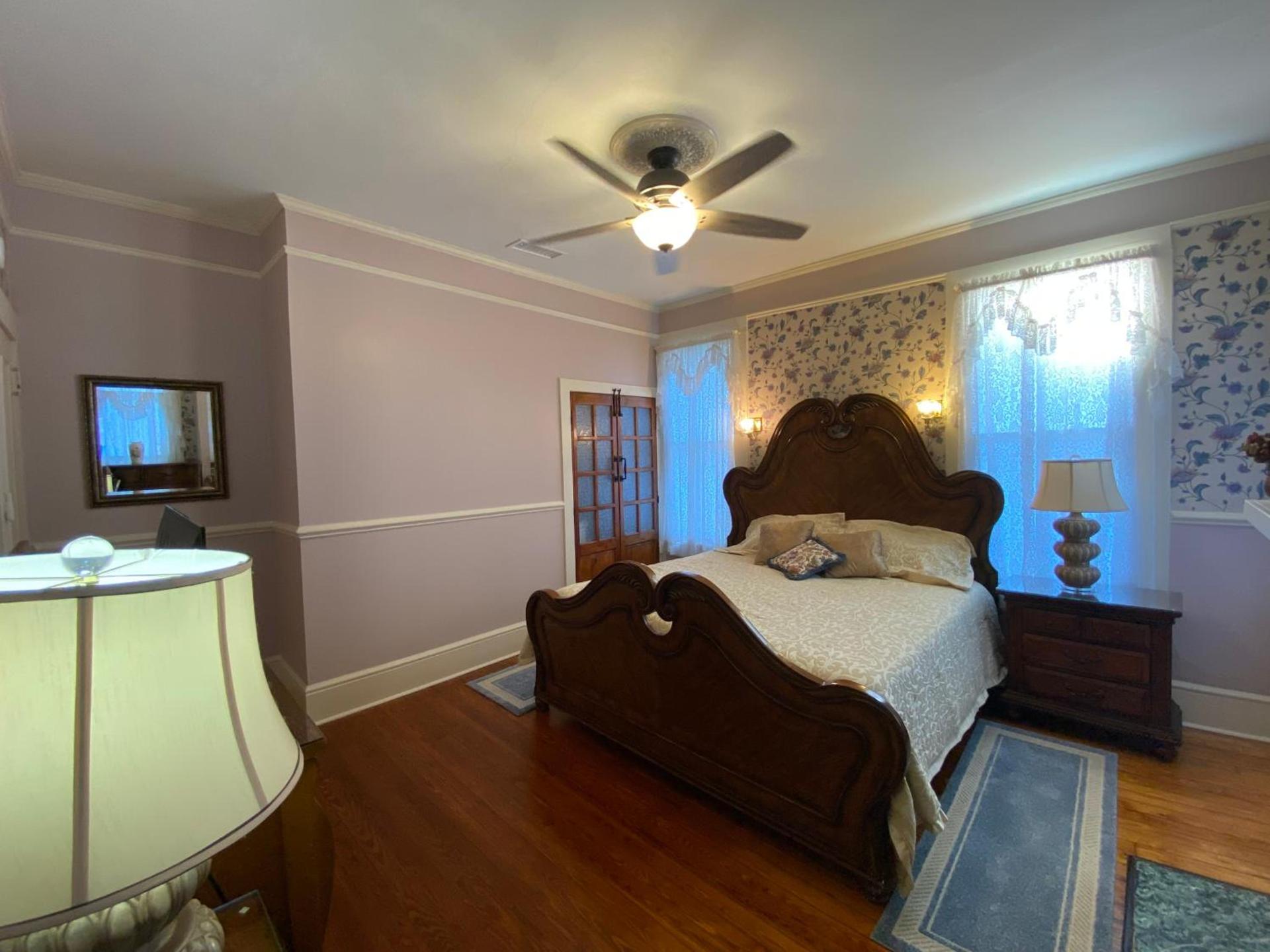 McKean Manor photo 23