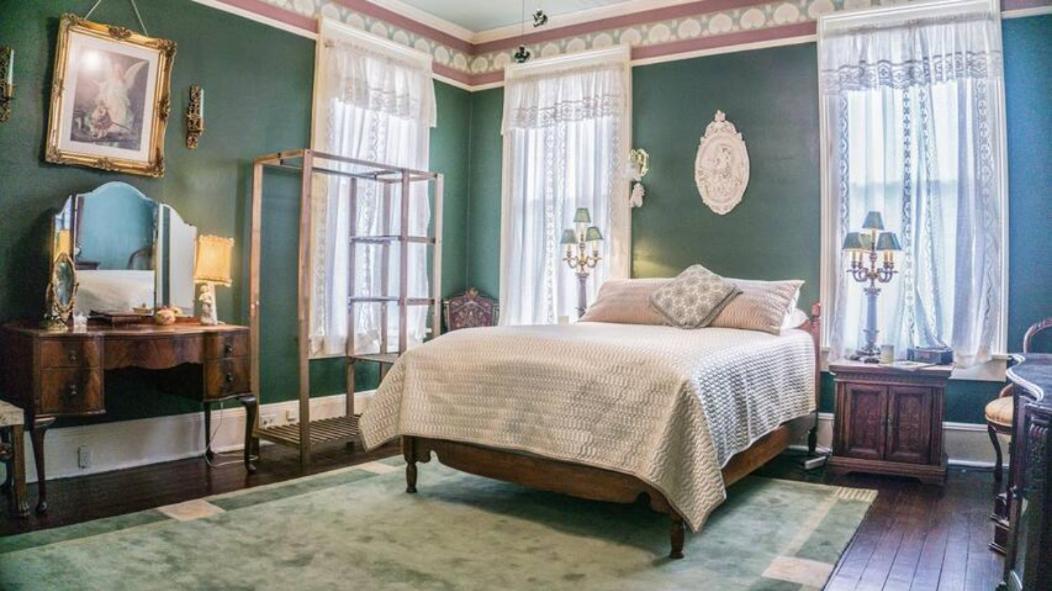 McKean Manor photo 15