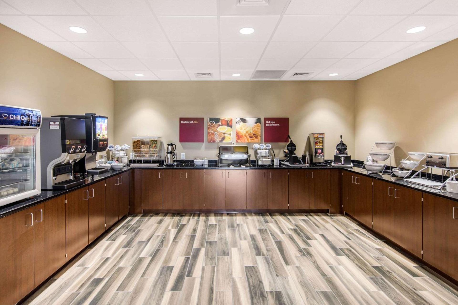 Comfort Suites Liberal North photo 36