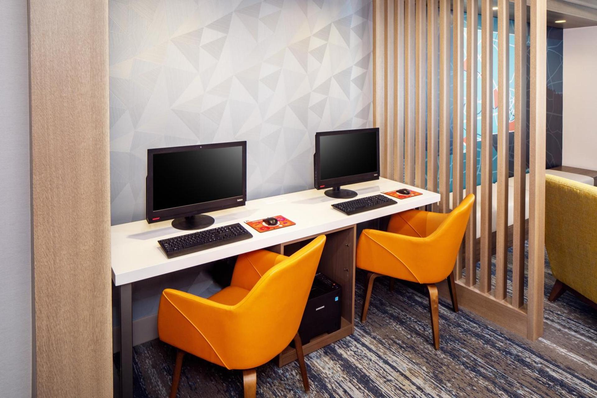 Holiday Inn Express and Suites Los Alamos Entrada Park by IHG photo 44