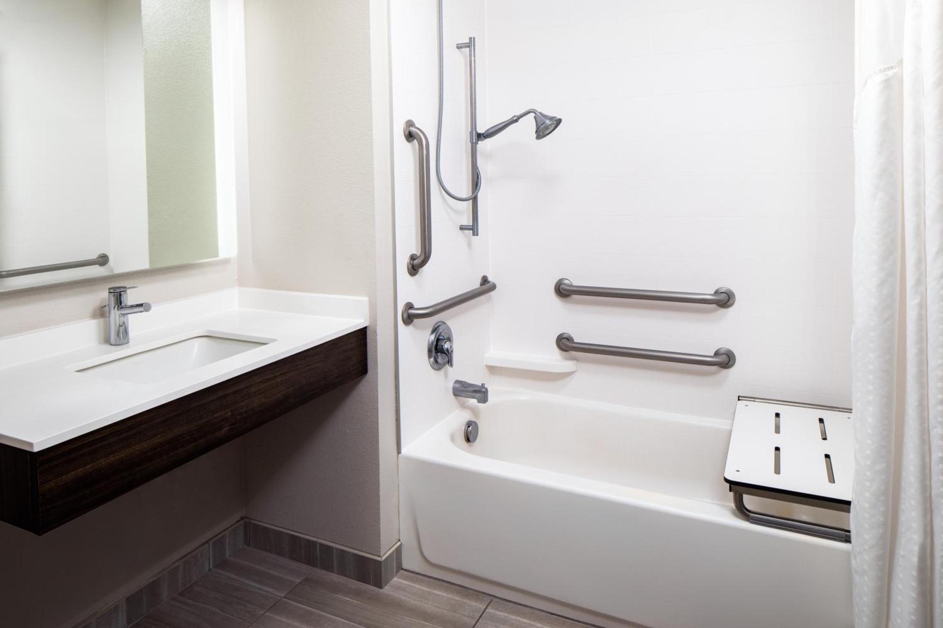 Holiday Inn Express and Suites Los Alamos Entrada Park by IHG photo 29