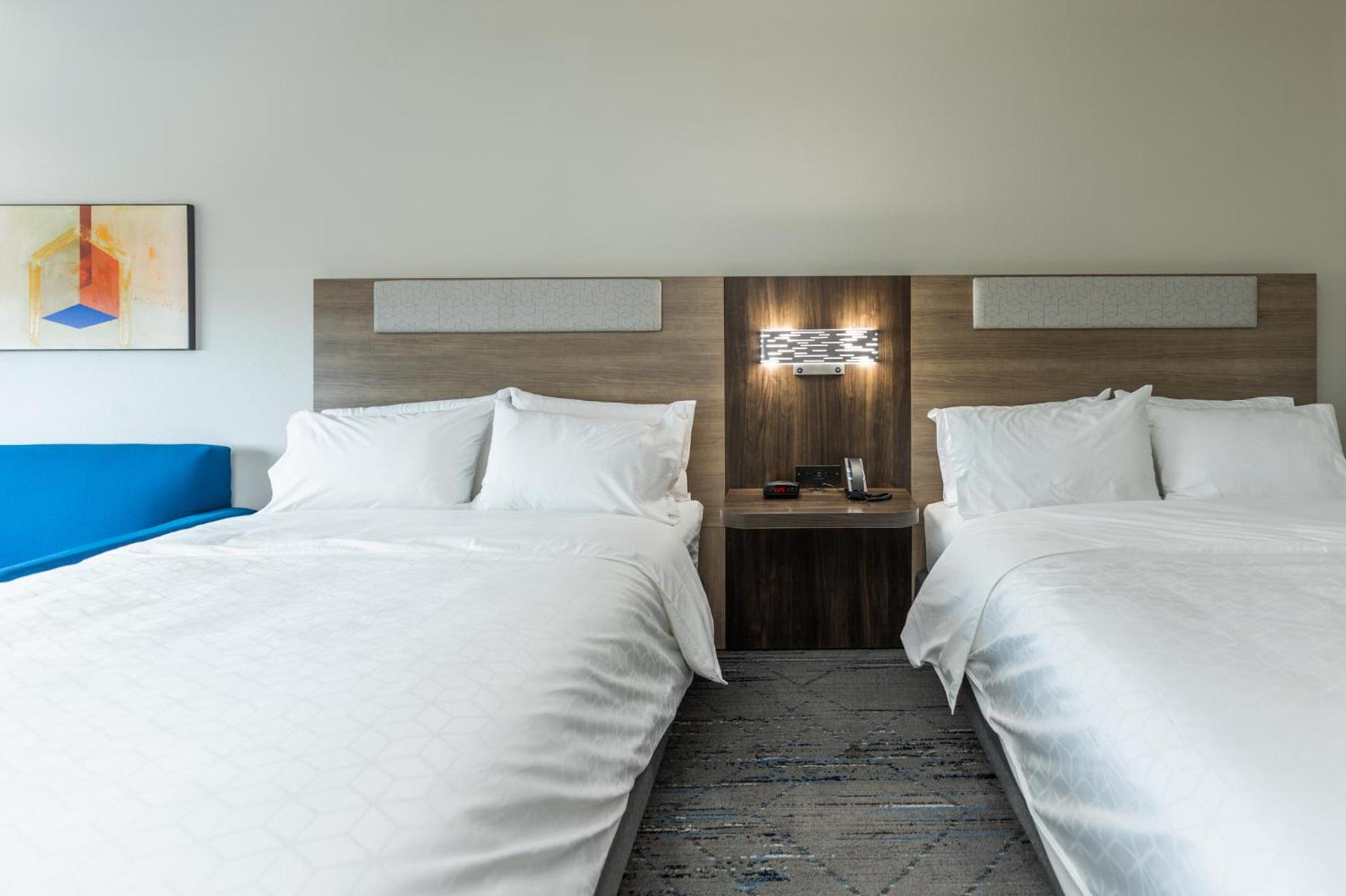 Holiday Inn Express & Suites Charlottesville by IHG photo 84