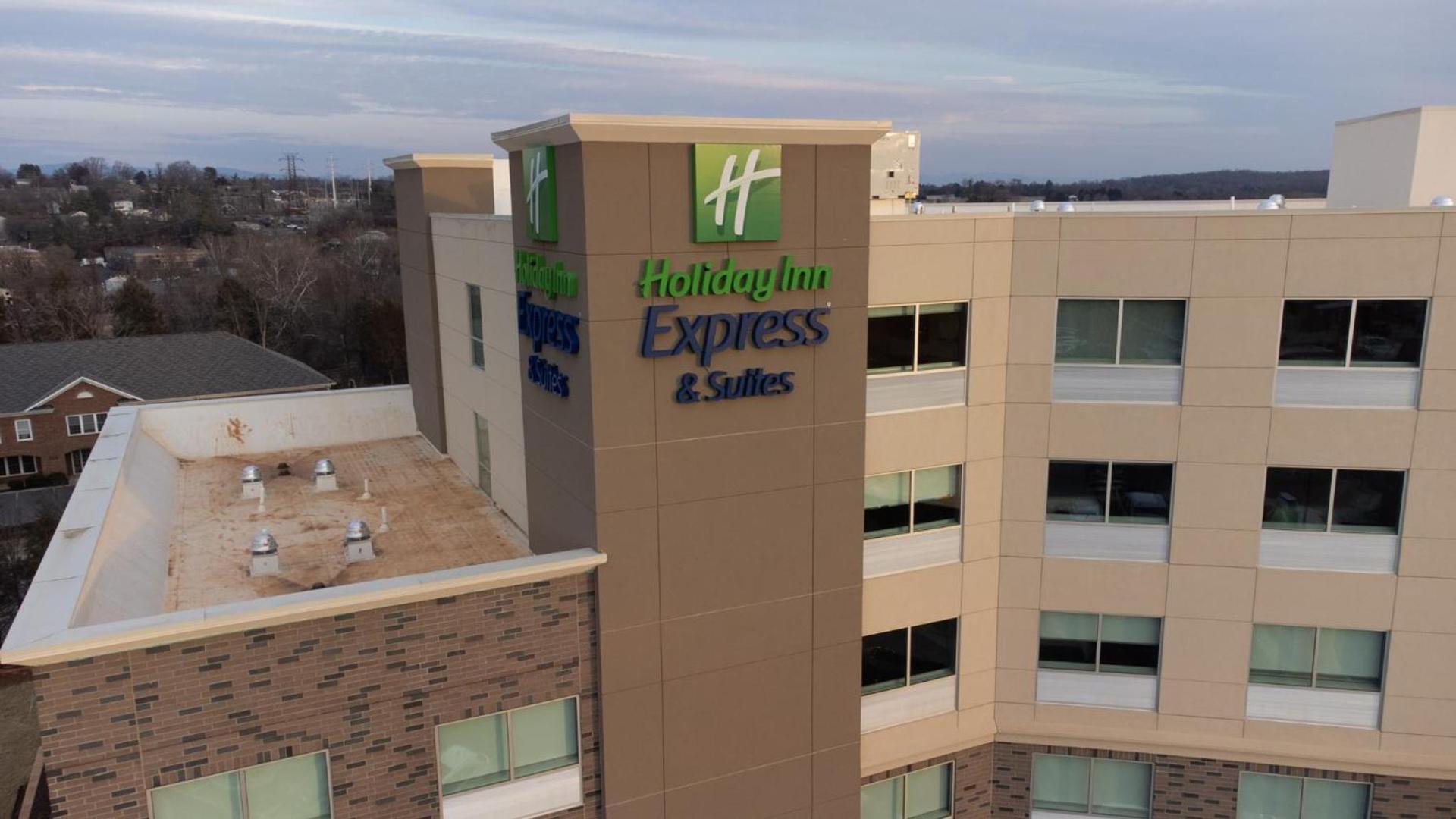 Holiday Inn Express & Suites Charlottesville by IHG photo 72