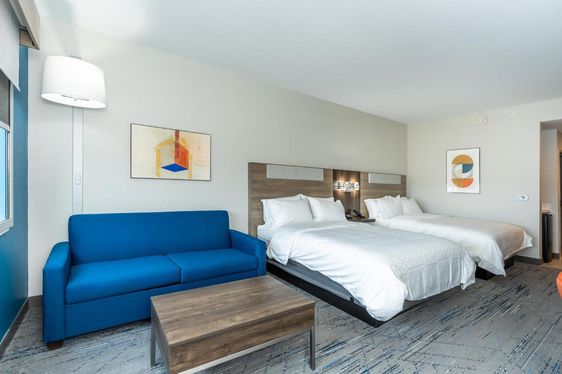 Holiday Inn Express & Suites Charlottesville by IHG photo 44