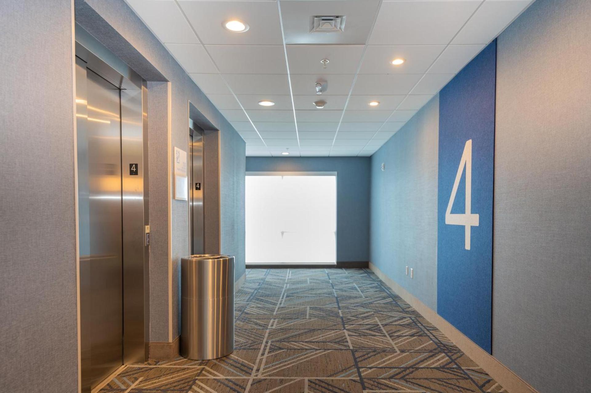 Holiday Inn Express & Suites Charlottesville by IHG photo 87