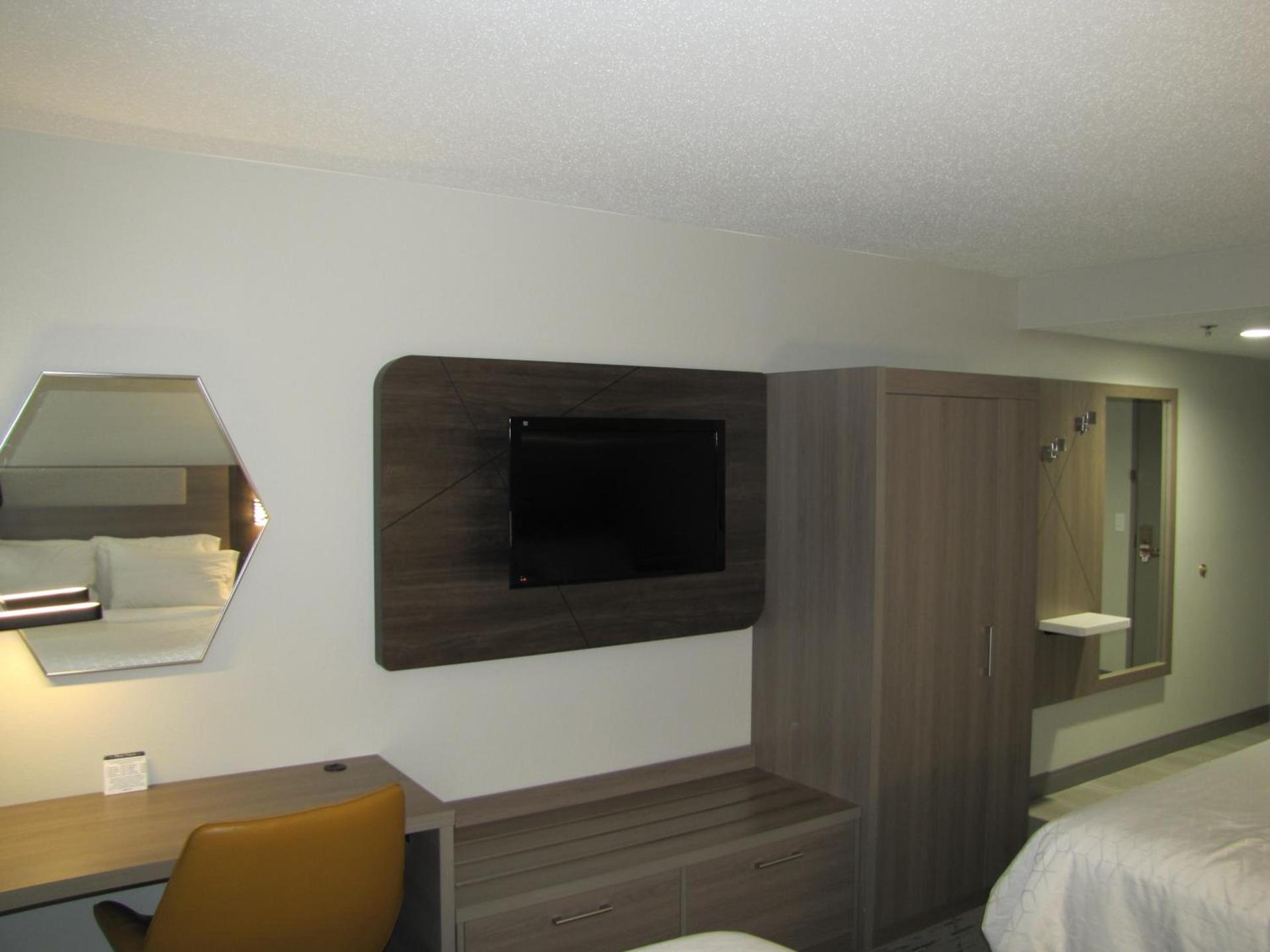 Holiday Inn Express & Suites Donegal by IHG photo 53