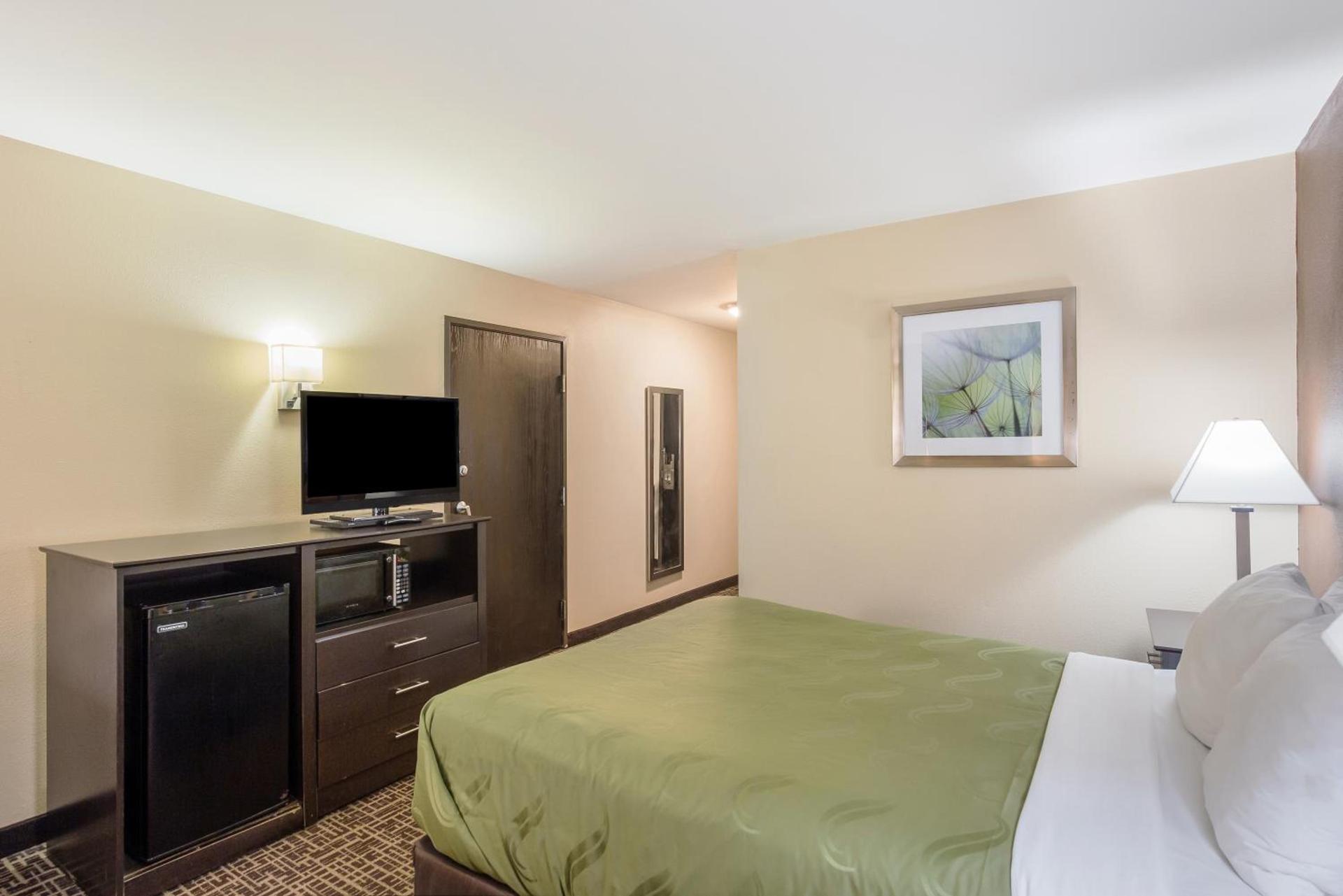 Quality Inn & Suites Caseyville - St Louis photo 36