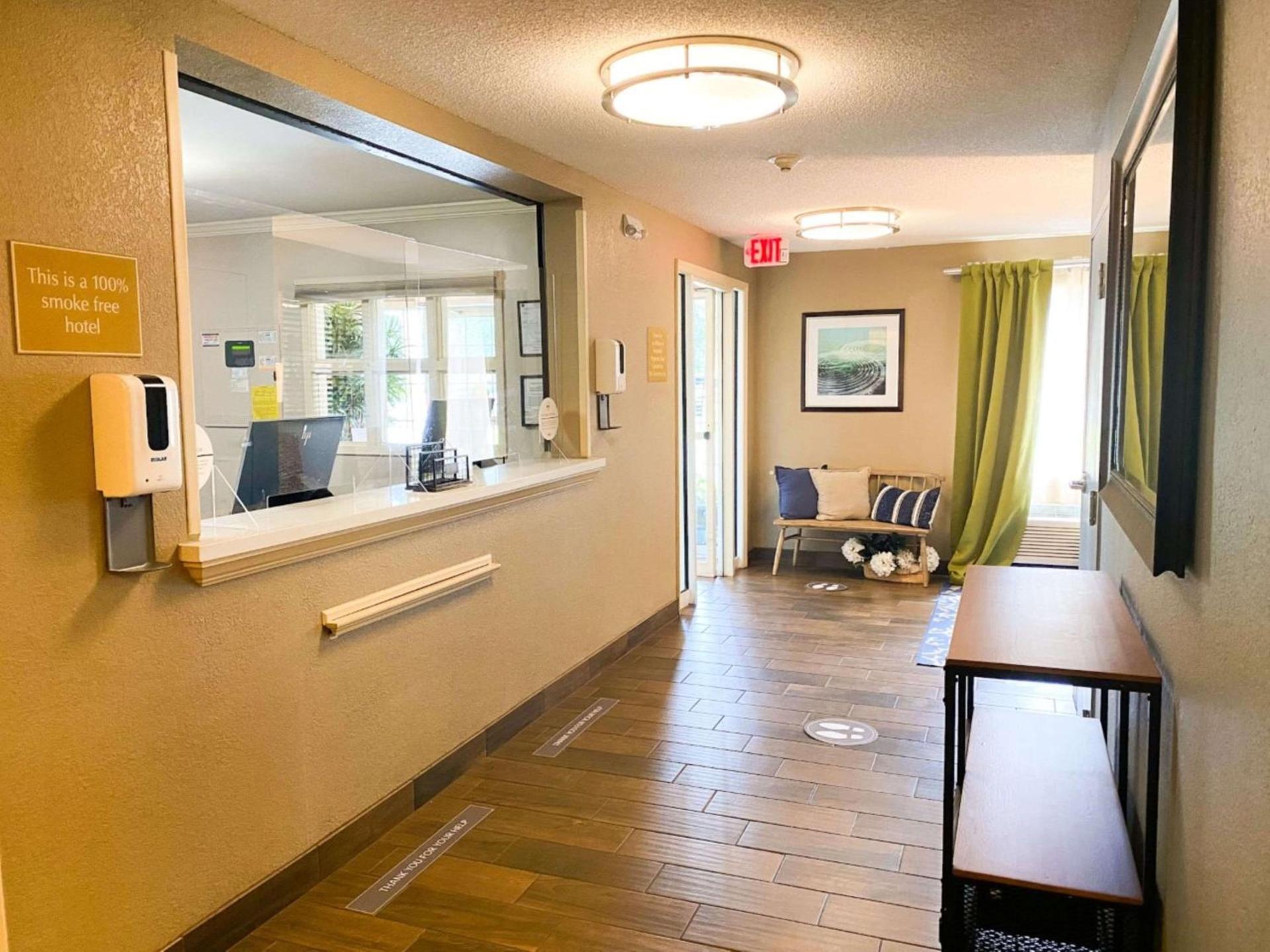 Sonesta Simply Suites Jacksonville photo 23