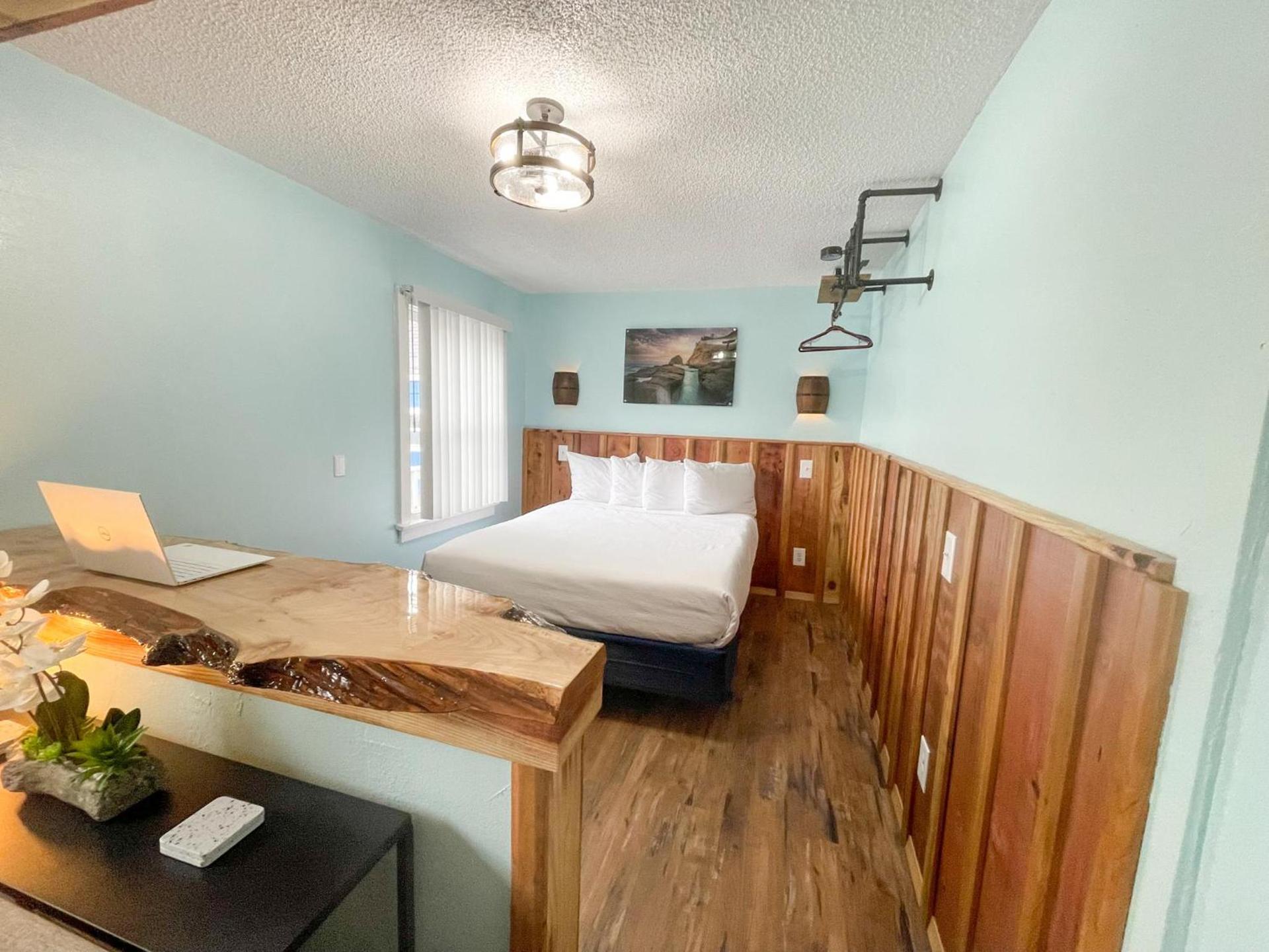 The Anchorage Motel photo 22