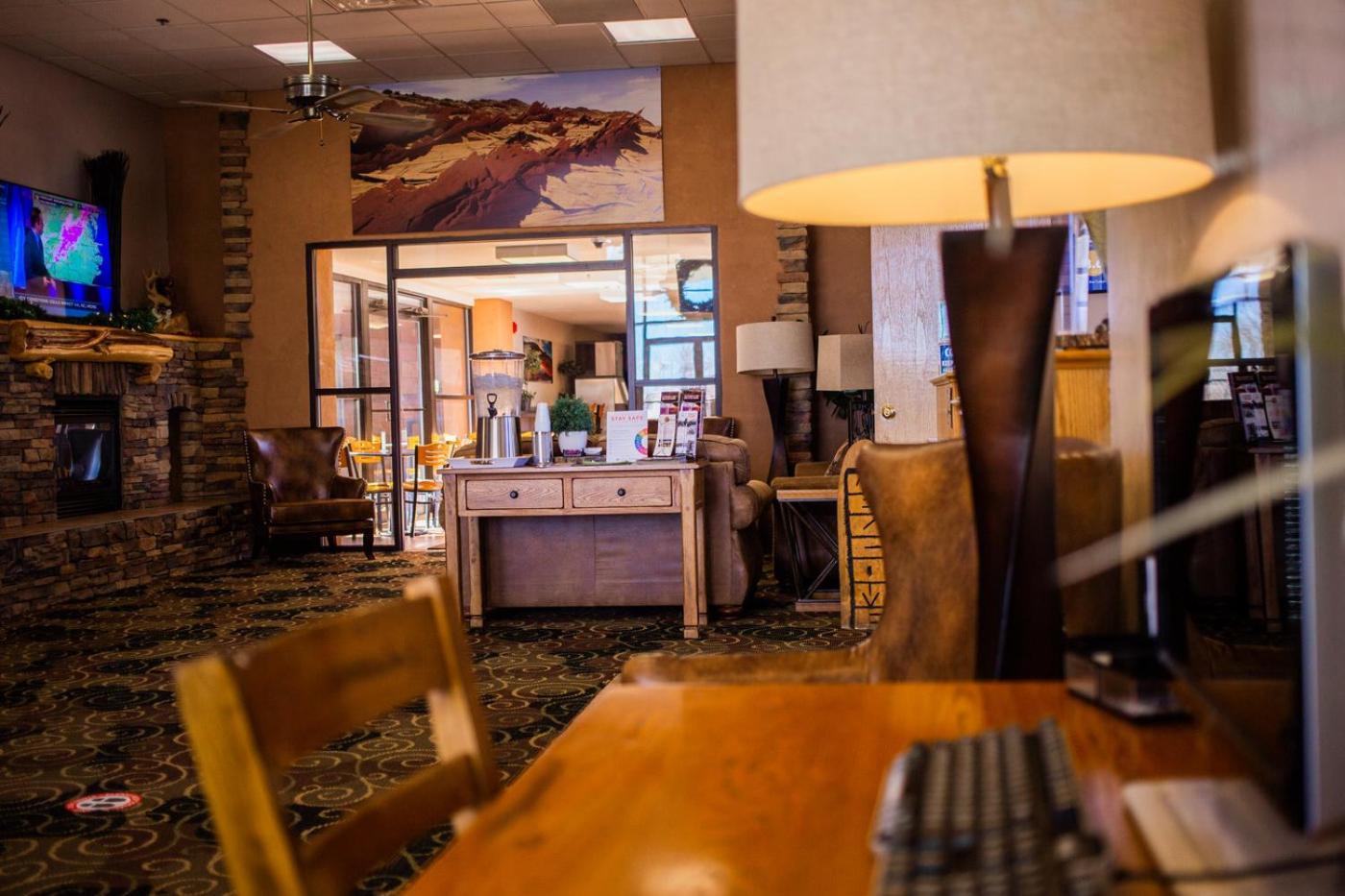 Inn at the Canyons photo 28