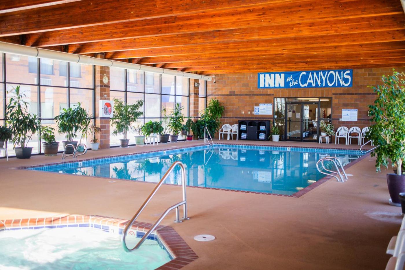 Inn at the Canyons photo 23