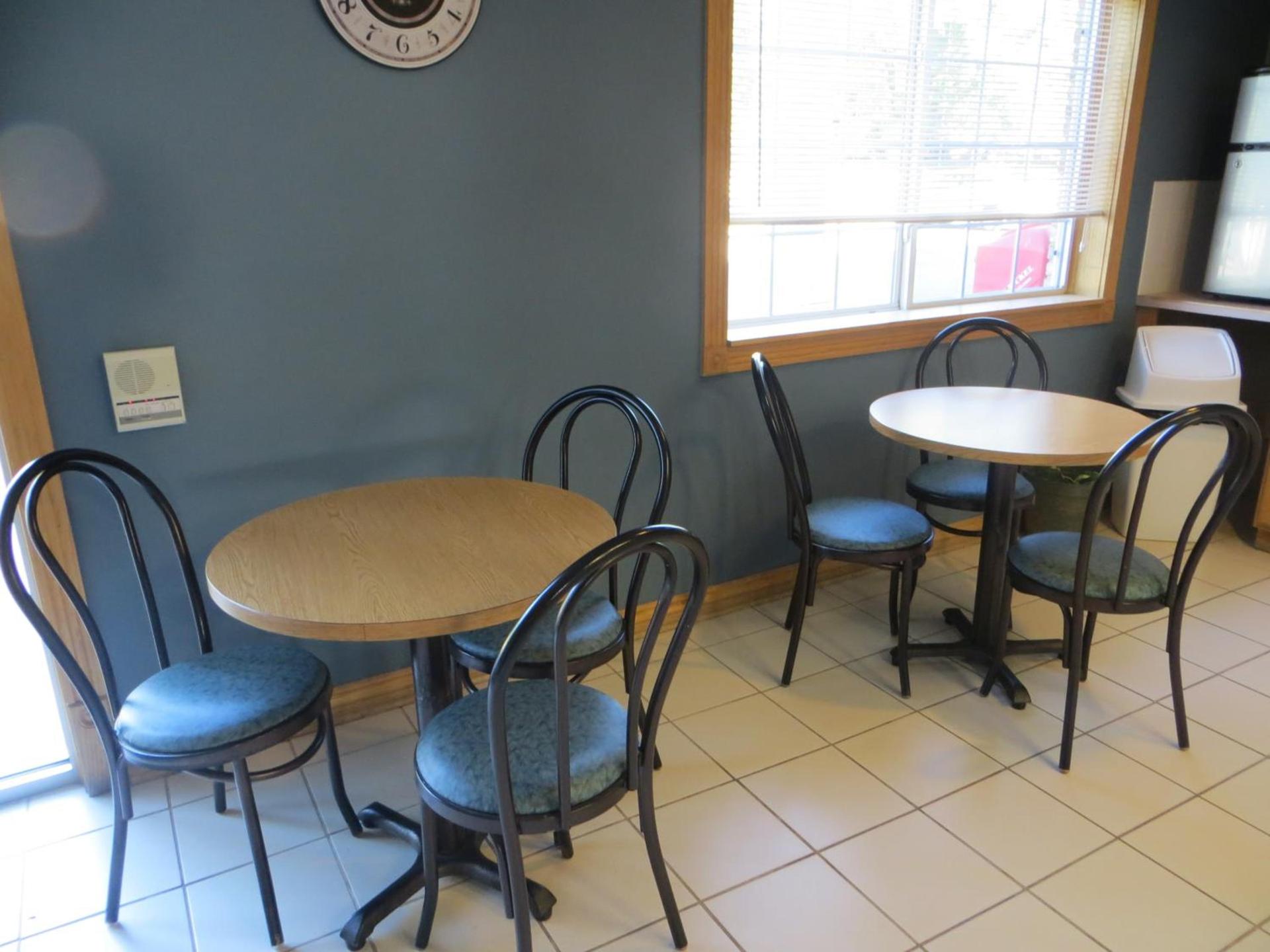 Heritage Inn photo 17