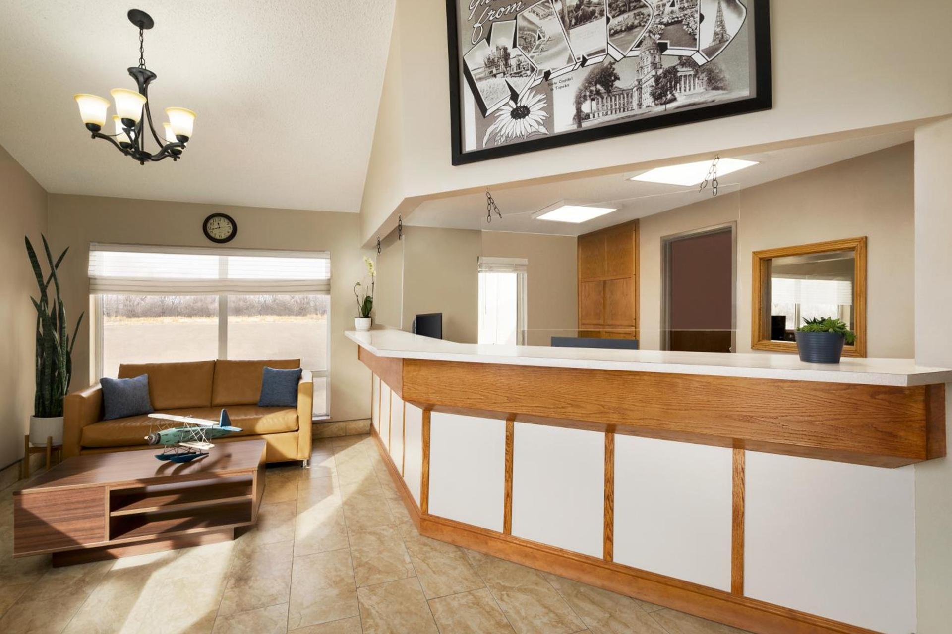 Super 8 by Wyndham Liberal KS photo 4