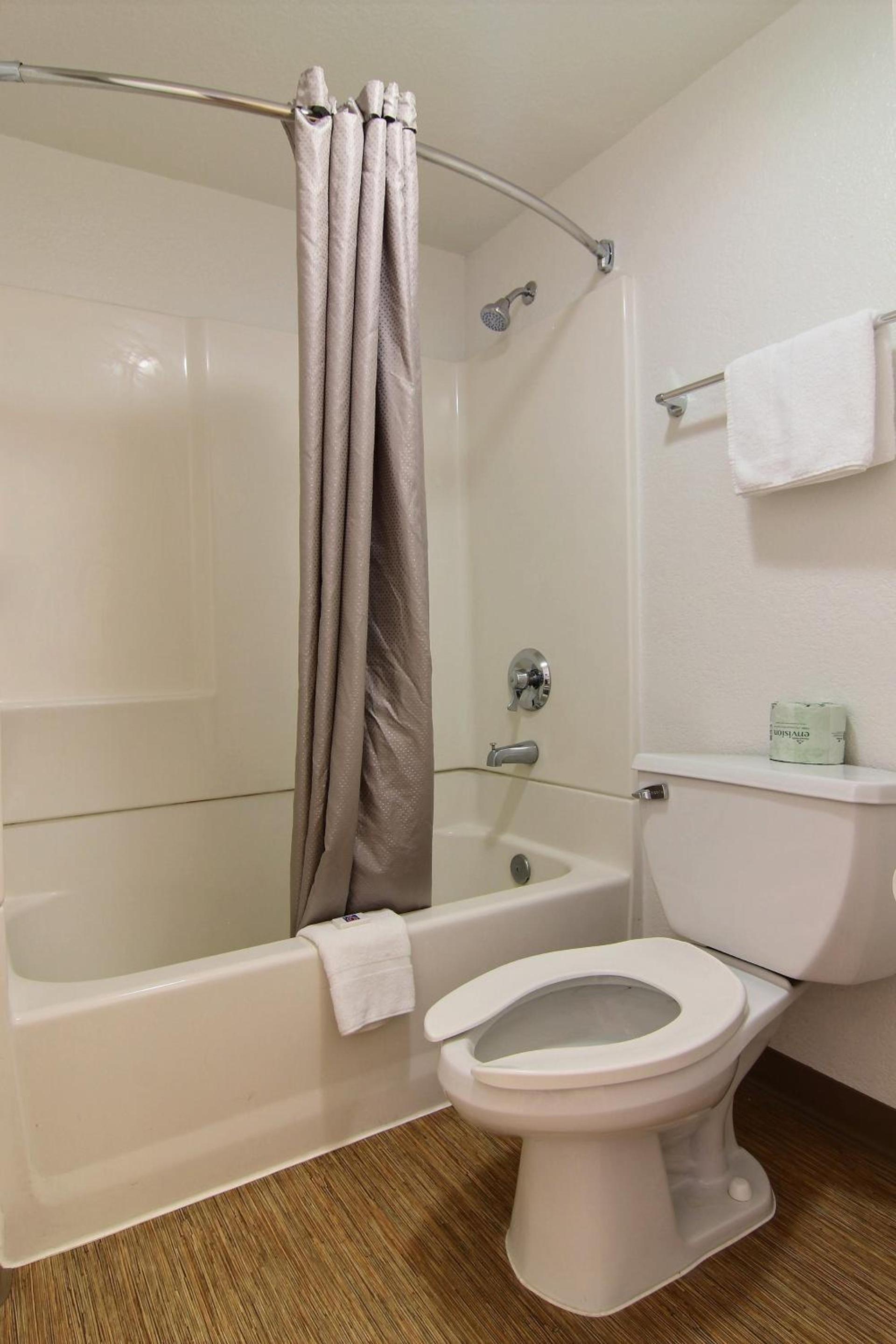 Motel 6-Albuquerque, NM - Coors Road photo 18