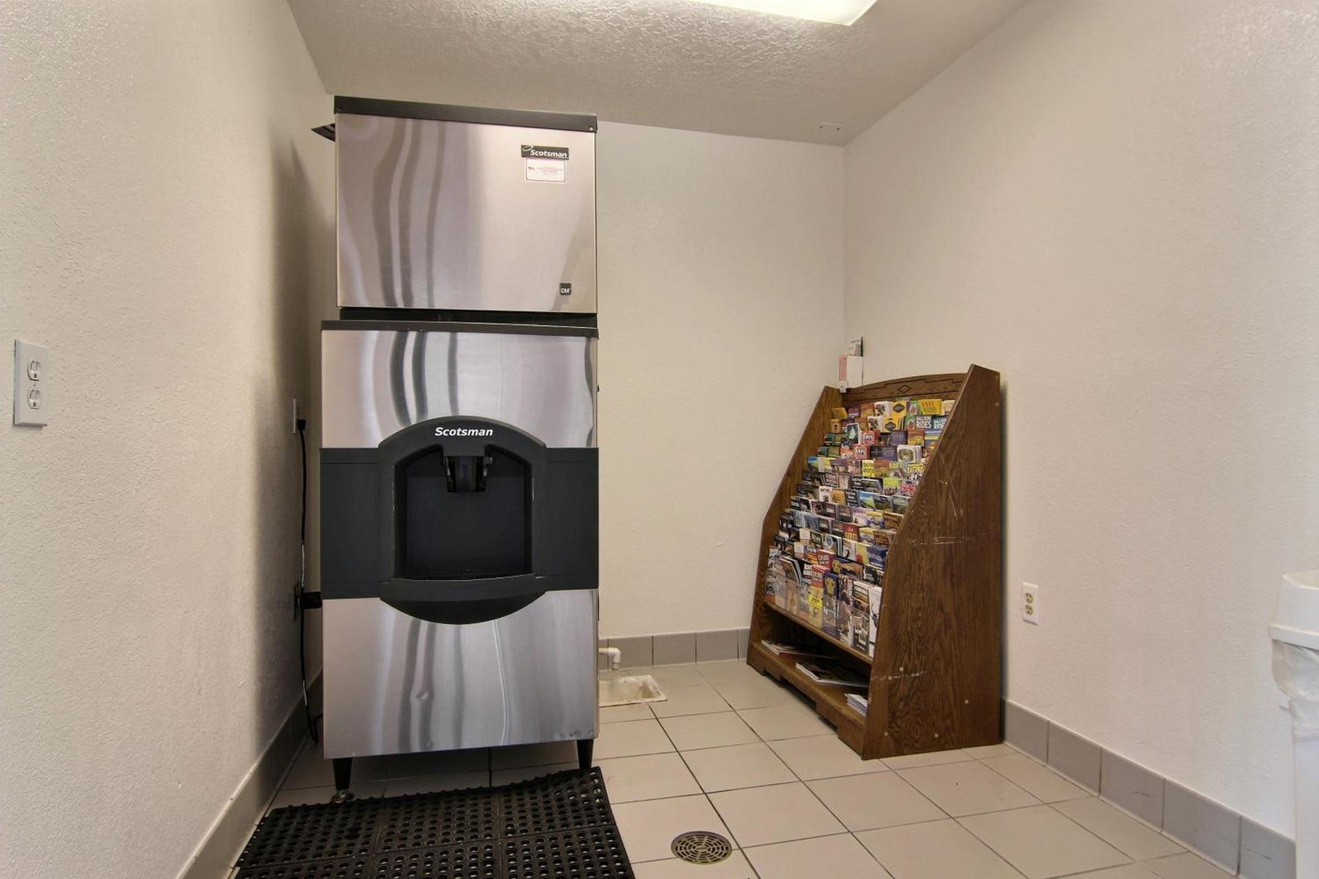 Motel 6-Albuquerque, NM - Coors Road photo 16