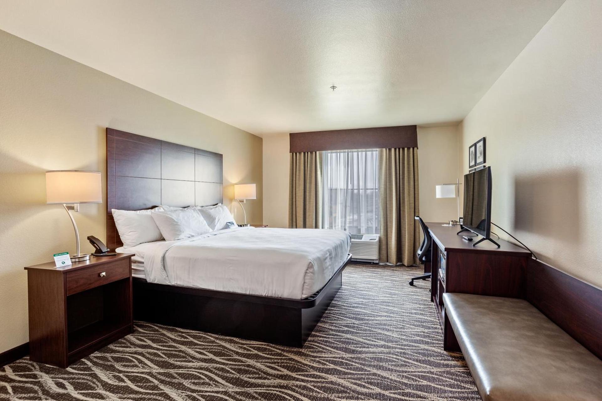 Cobblestone Hotel & Suites - Little Chute photo 29