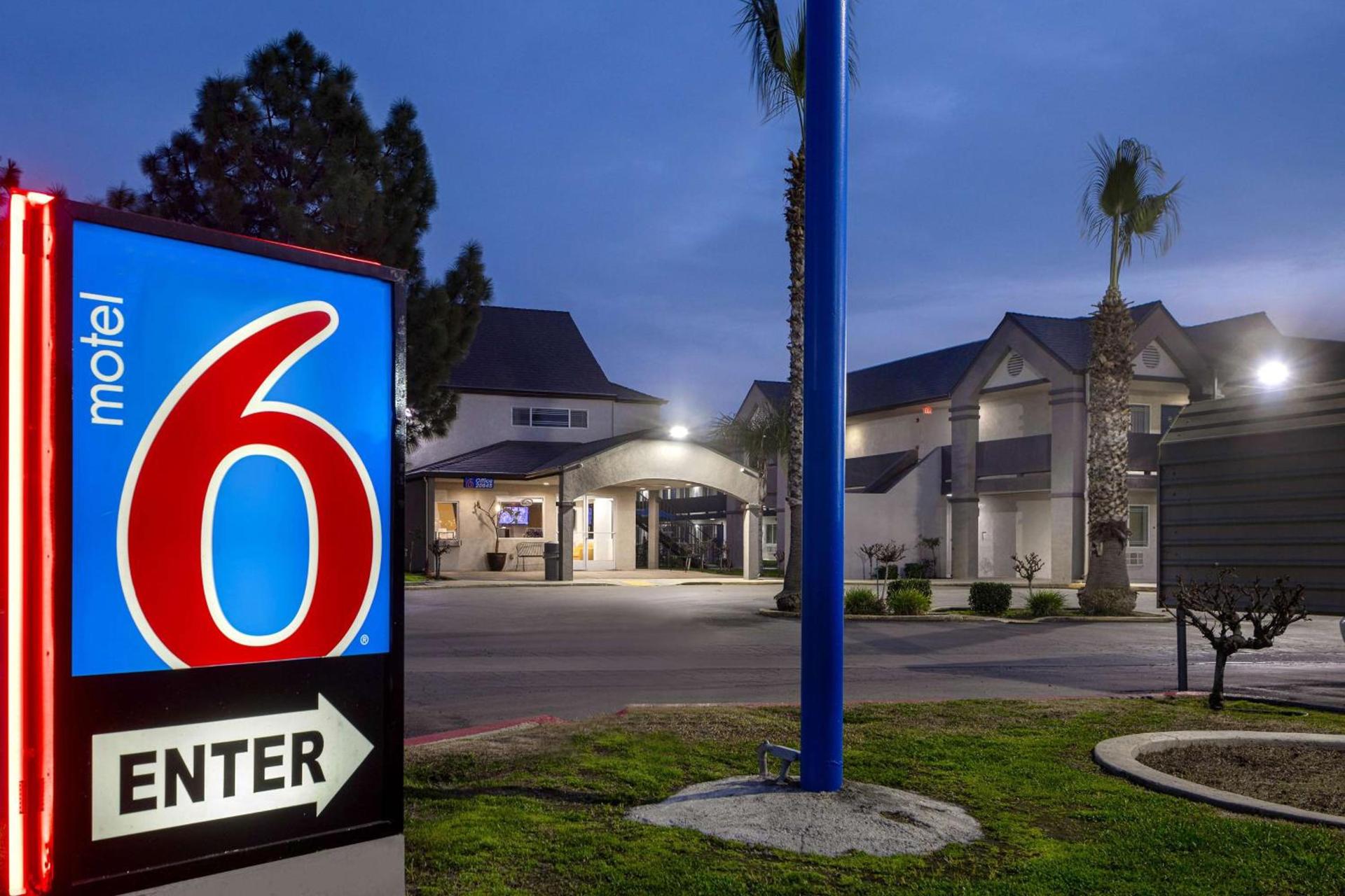 Motel 6-Buttonwillow, CA Central — hotel in Buttonwillow
