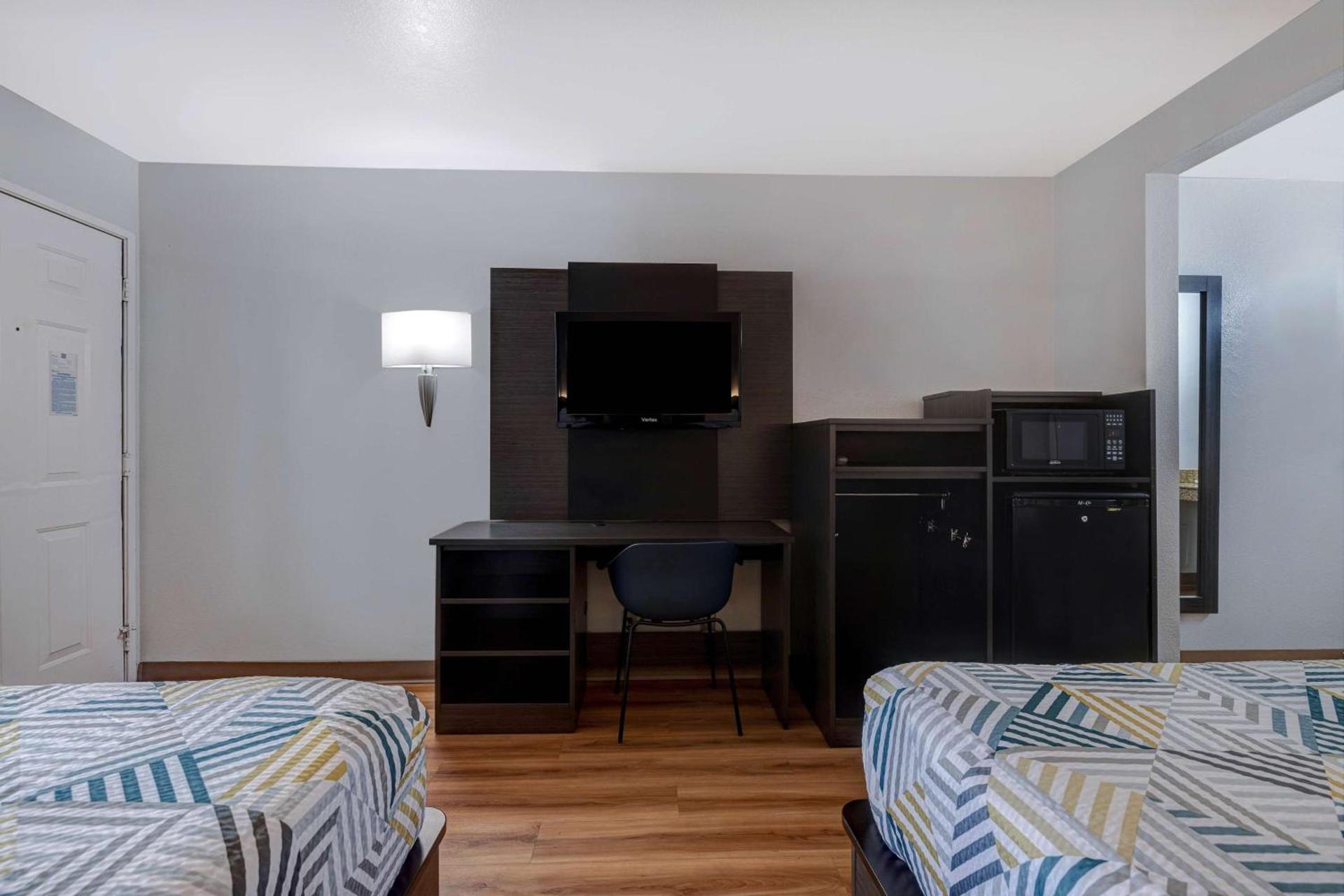 Motel 6-Buttonwillow, CA Central photo 14